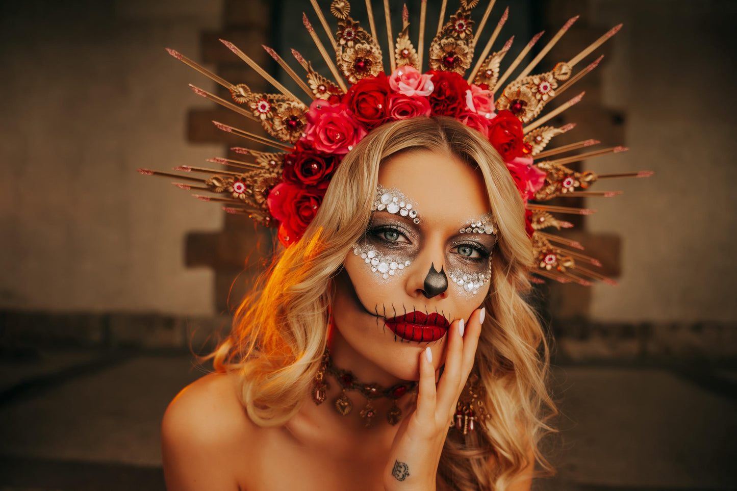 La Catrina Statement Earrings, Día de los Muertos Jewelry, Antique Gold Red Heart Earrings, Catrina Accessories