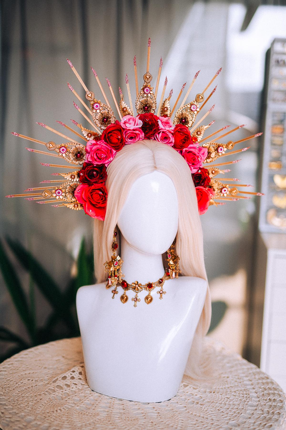 La Catrina Choker Necklace, Día de los Muertos Jewelry, Antique Gold Sacred Heart Choker, Red Catrina Necklace
