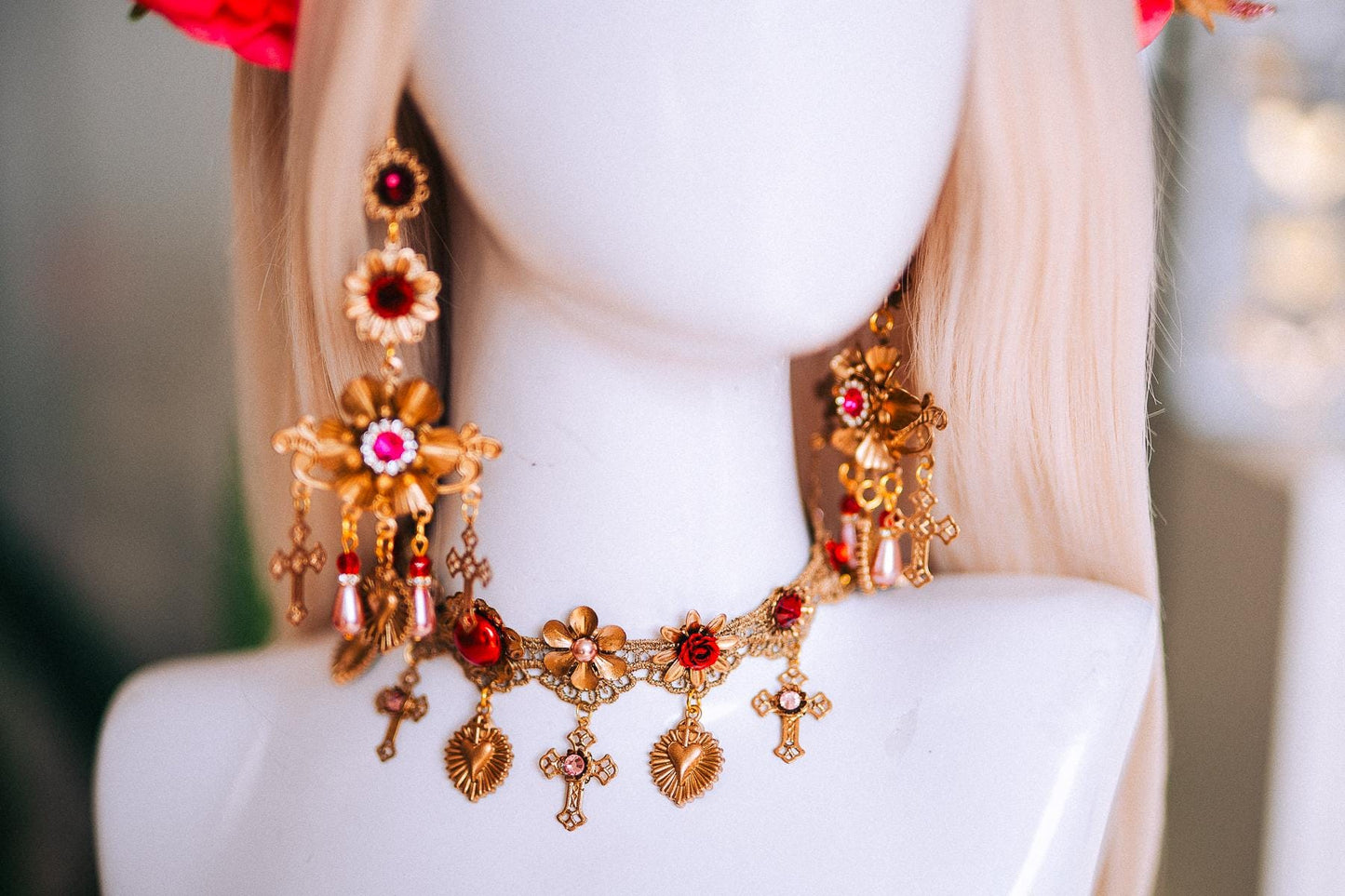 La Catrina Halo Crown, Día de los Muertos Headpiece, Red Rose Gold Sunburst Crown, Catrina Floral Headdress