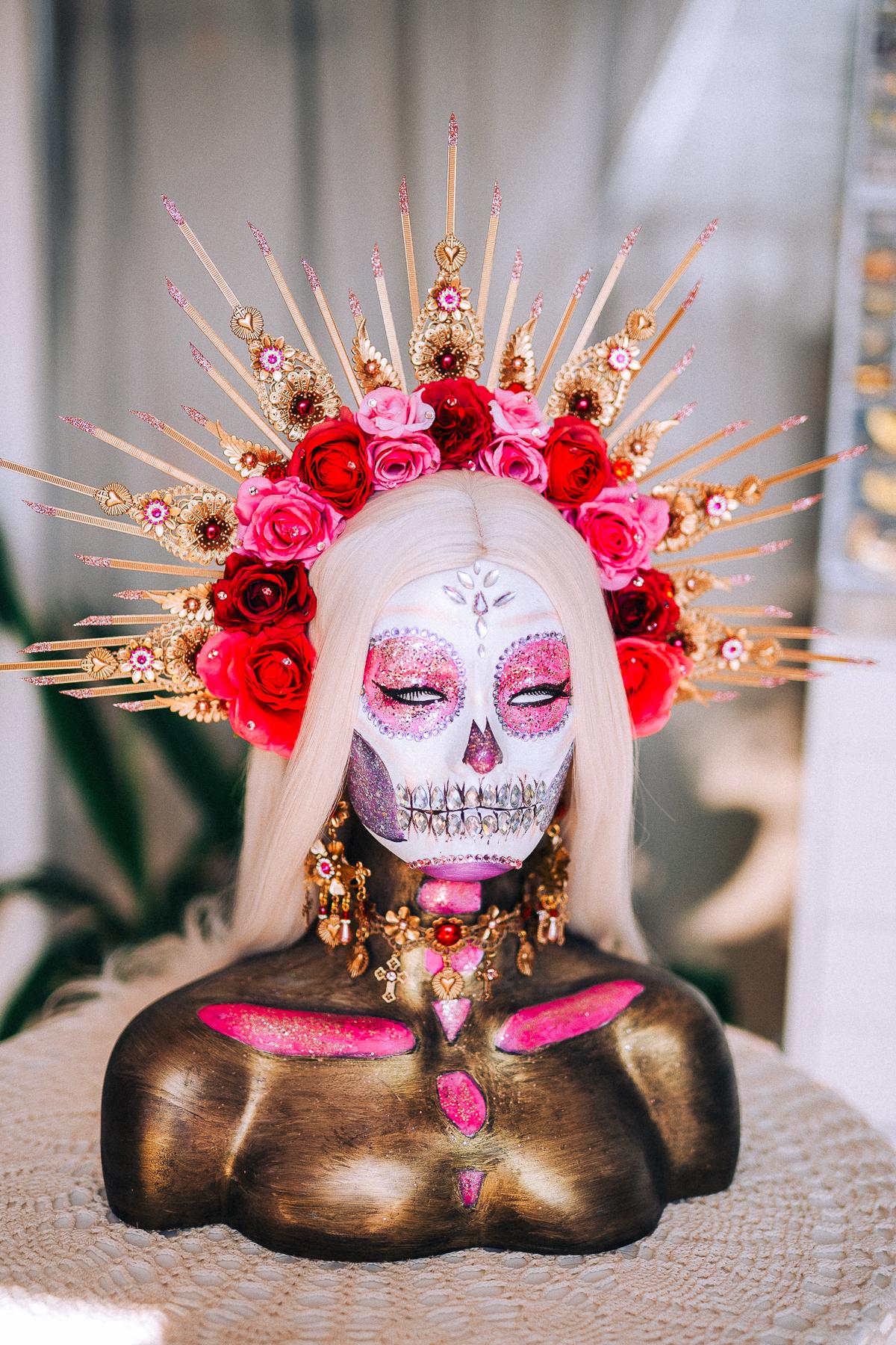 La Catrina Halo Crown, Día de los Muertos Headpiece, Red Rose Gold Sunburst Crown, Catrina Floral Headdress