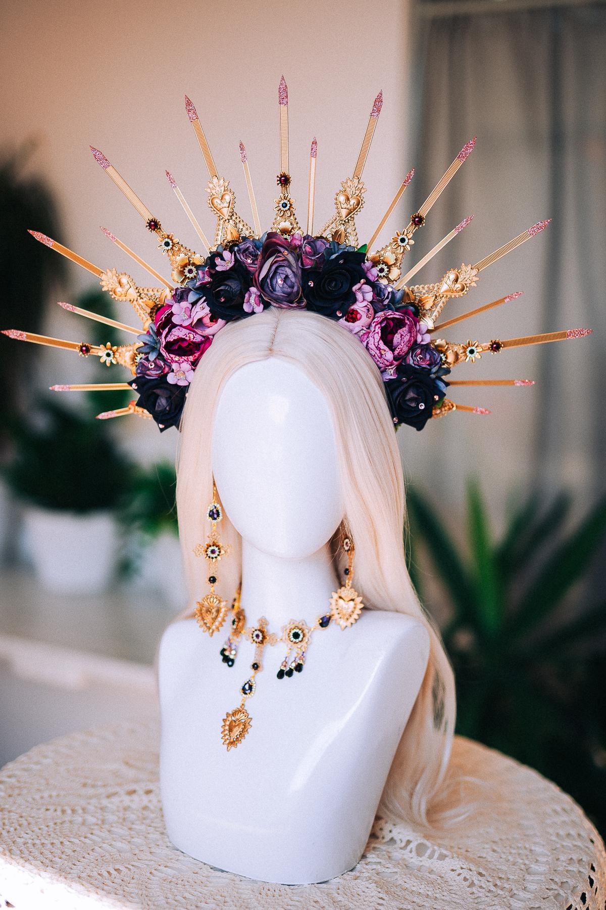 La Catrina Halo Crown, Día de los Muertos Headpiece, Antique Gold Black Floral Crown, Sacred Heart Catrina Headdress