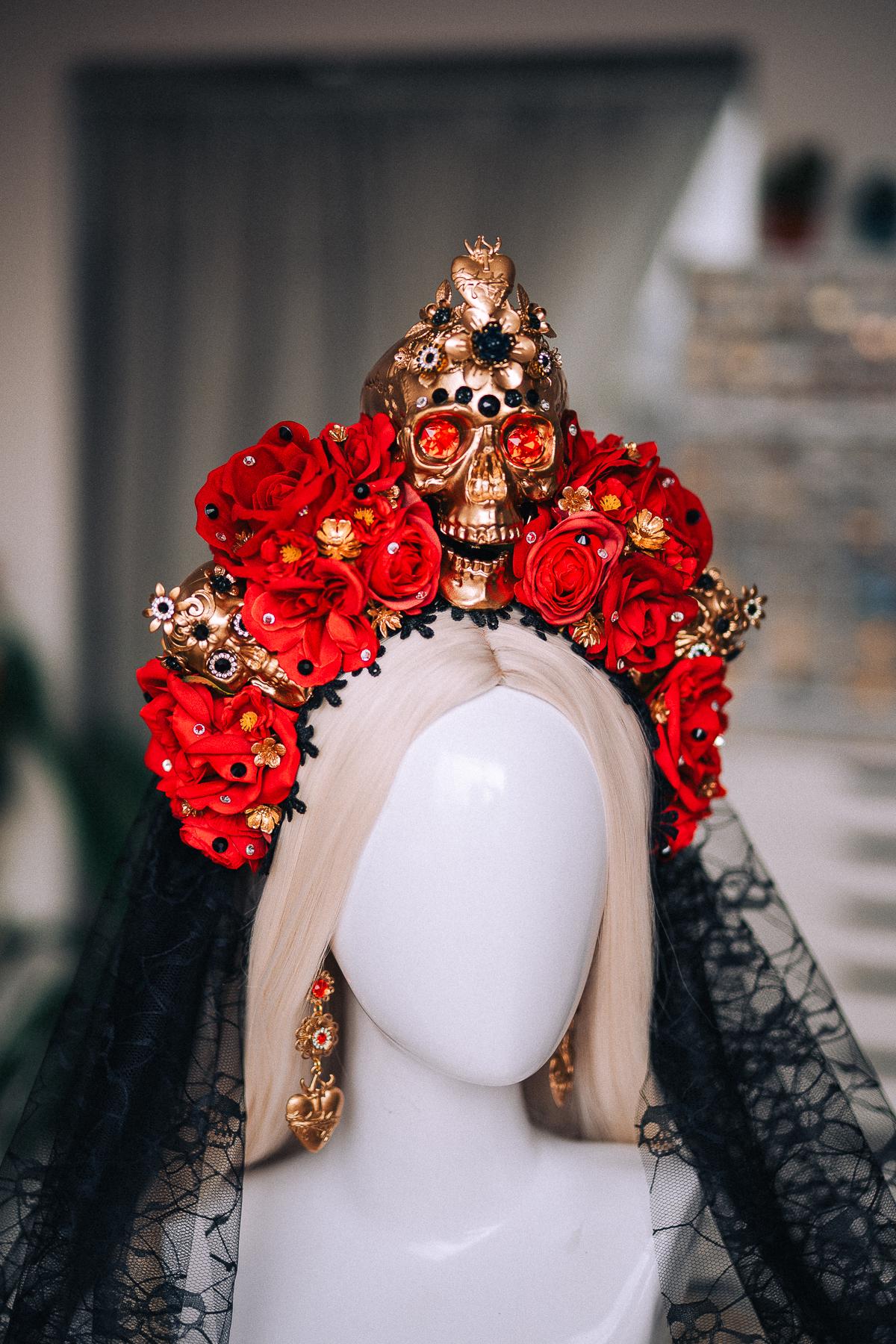 La Catrina Skull Crown with Black Veil, Día de los Muertos Red Rose Crown, Black Gold Catrina Headpiece