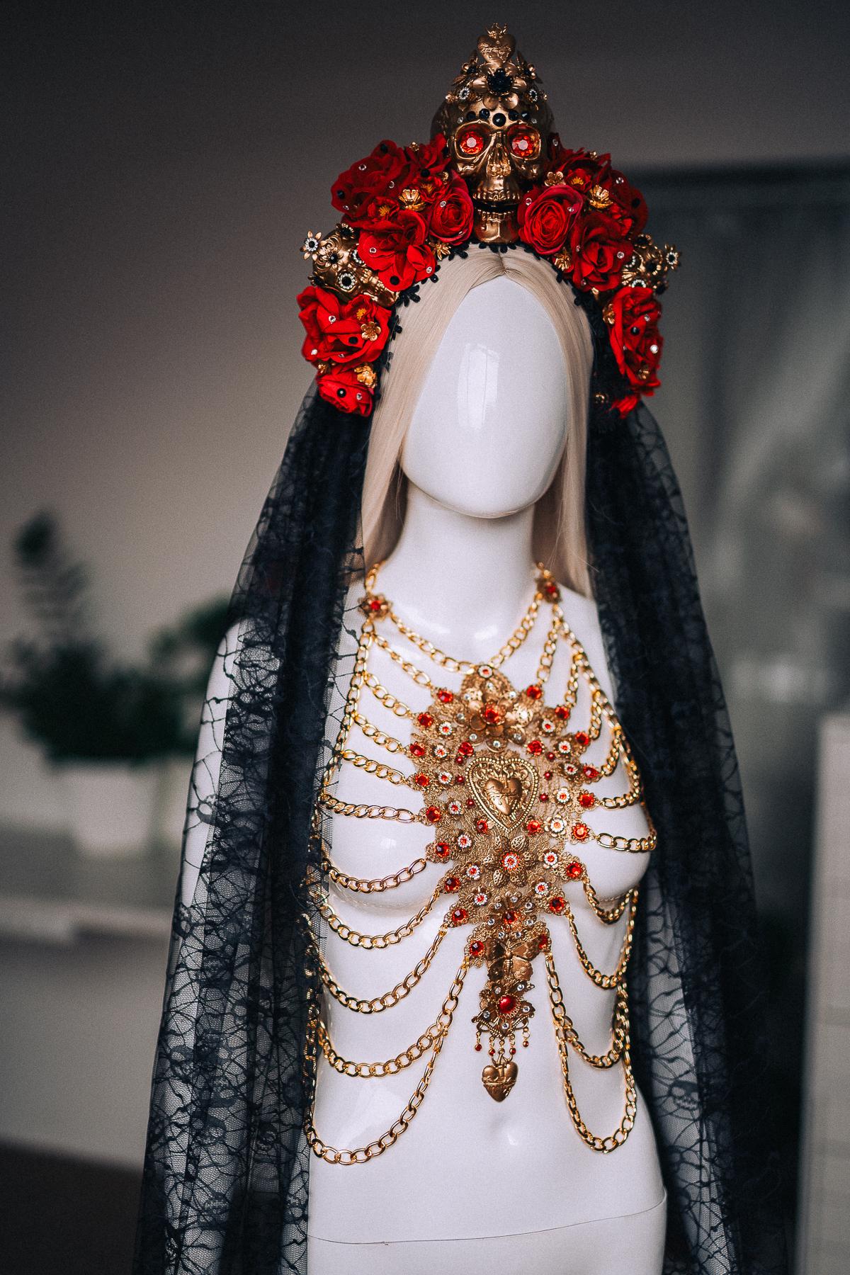 La Catrina Skull Crown with Black Veil, Día de los Muertos Red Rose Crown, Black Gold Catrina Headpiece