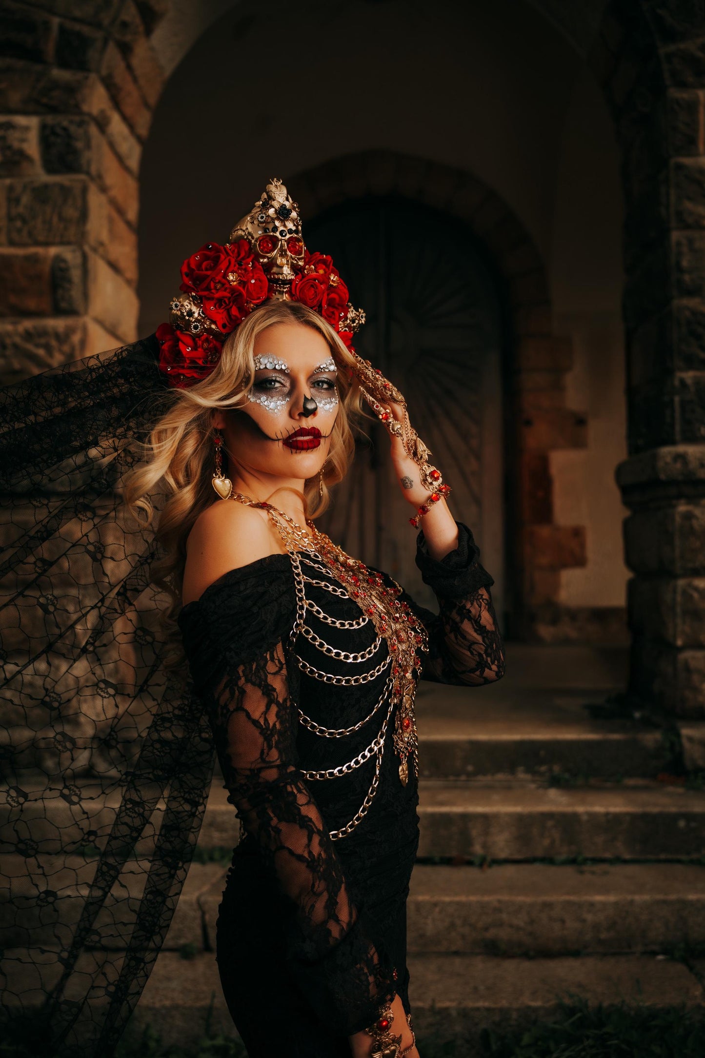 La Catrina Rib Cage Harness, Día de los Muertos Body Jewelry, Gold Sacred Heart Chest Piece, Catrina Body Harness