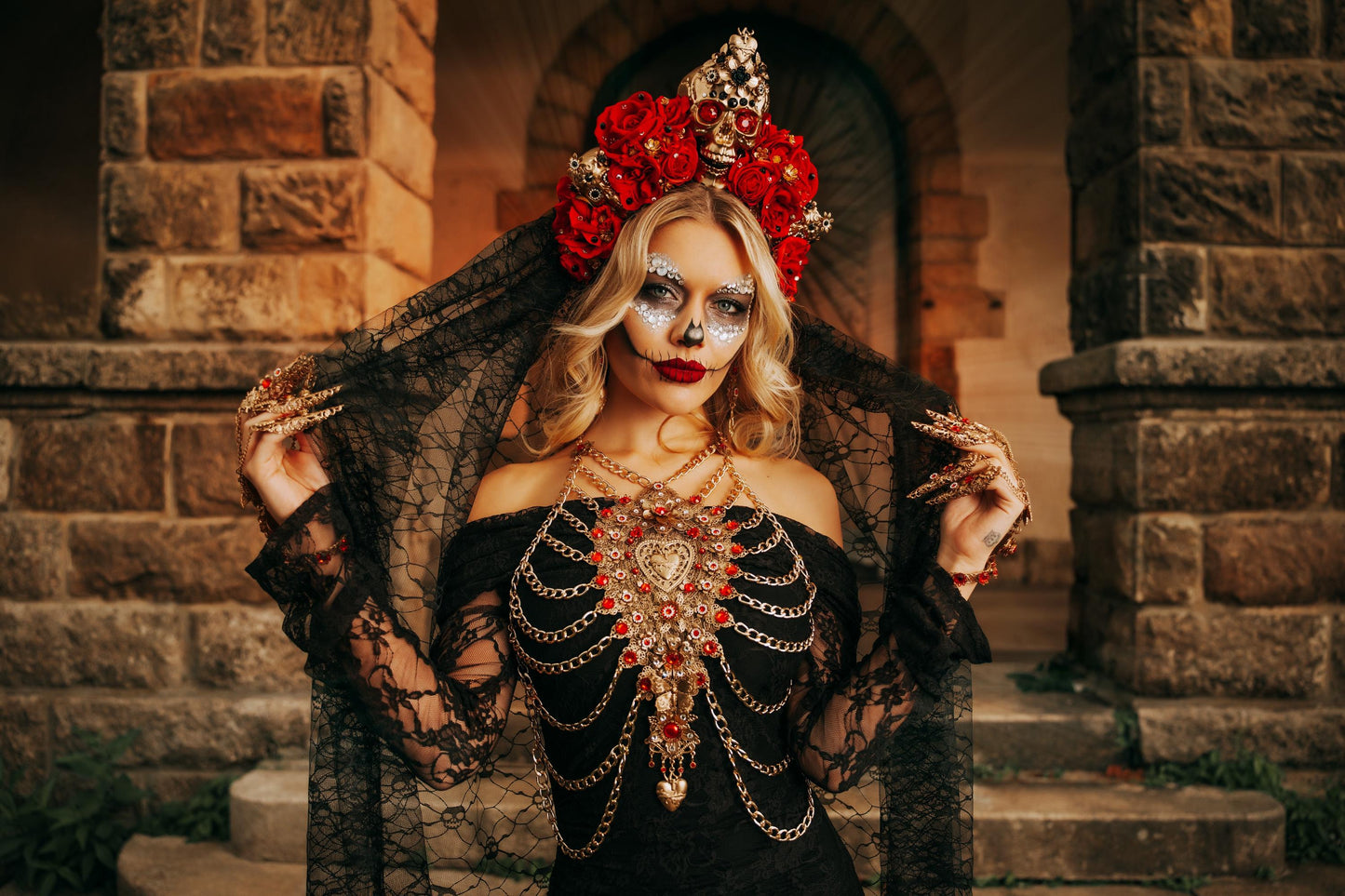 La Catrina Rib Cage Harness, Día de los Muertos Body Jewelry, Gold Sacred Heart Chest Piece, Catrina Body Harness