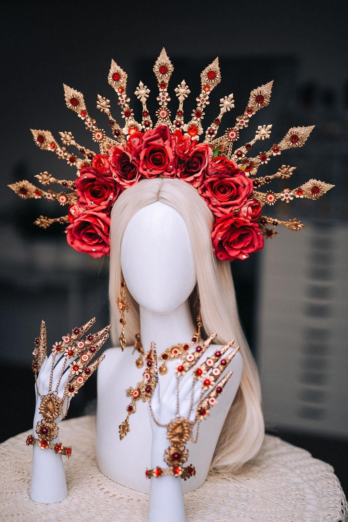La Catrina Sacred Heart Earrings, Día de los Muertos Jewelry, Red Crystal Gold Earrings, Statement Catrina Jewelry