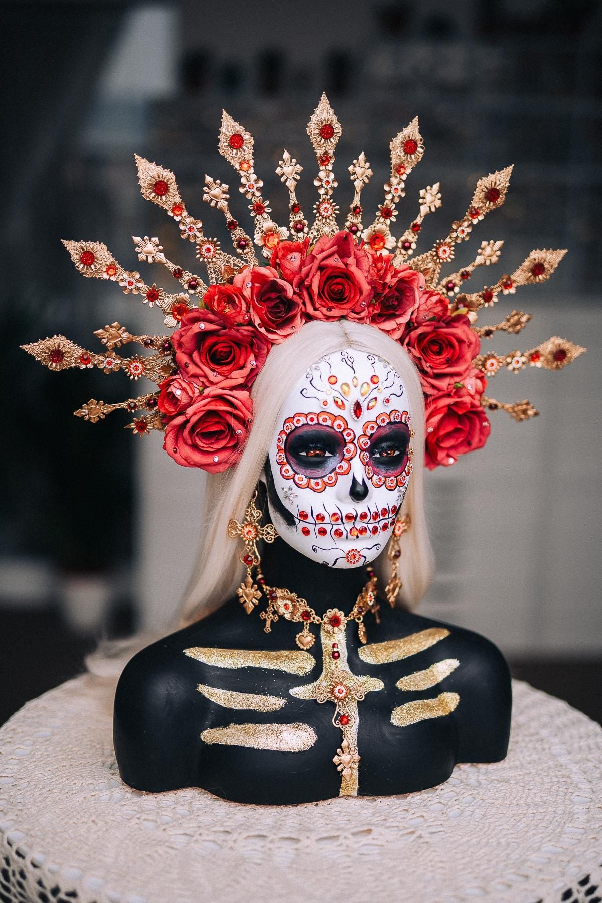La Catrina Finger Claws, Día de los Muertos Hand Jewelry, Gold Chain Hand Piece, Red Crystal Statement Jewelry
