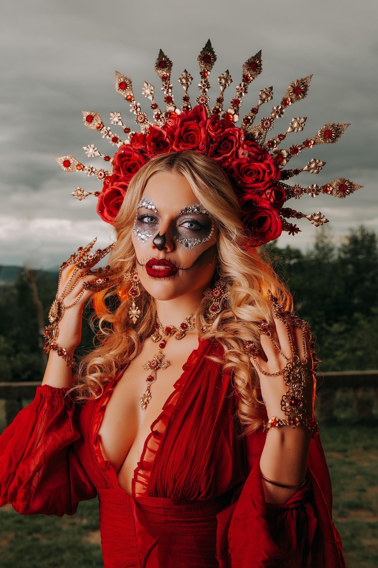 La Catrina Halo Crown, Día de los Muertos Headpiece, Red Rose Gold Crown, Sacred Heart Catrina Headdress