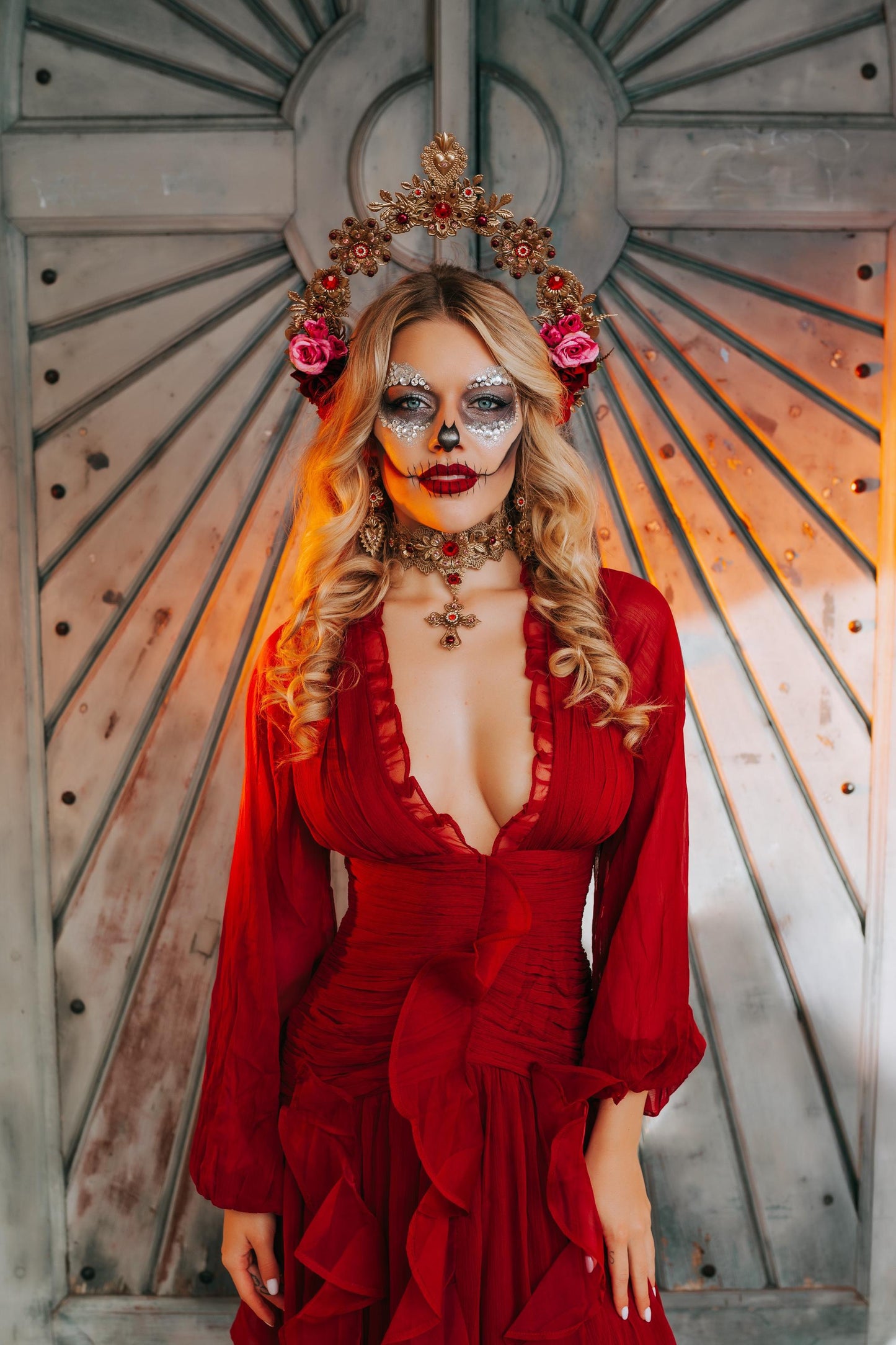 La Catrina Sacred Heart Earrings, Día de los Muertos Jewelry, Antique Gold Earrings, Red Crystal Statement Earrings