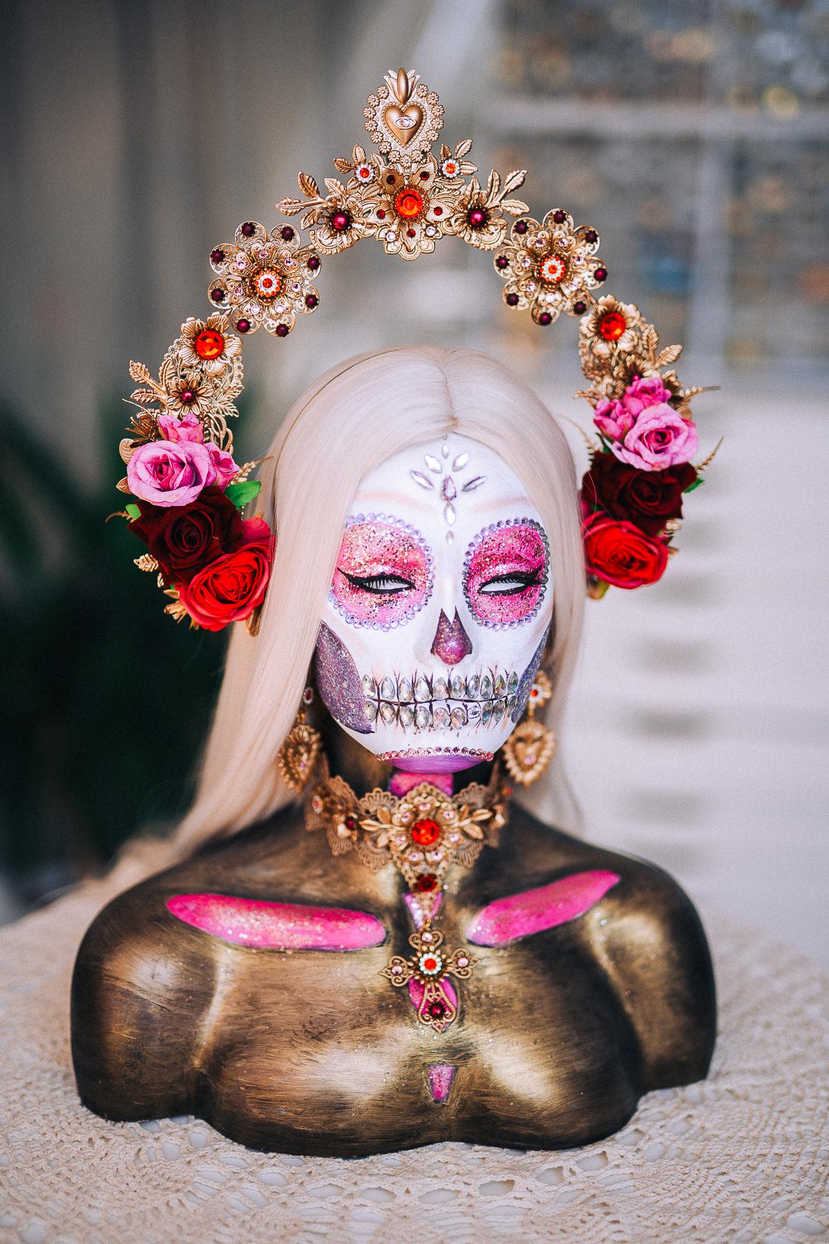 La Catrina Halo Crown, Día de los Muertos Headpiece, Antique Gold Sacred Heart Crown, Red Crystal Floral Halo