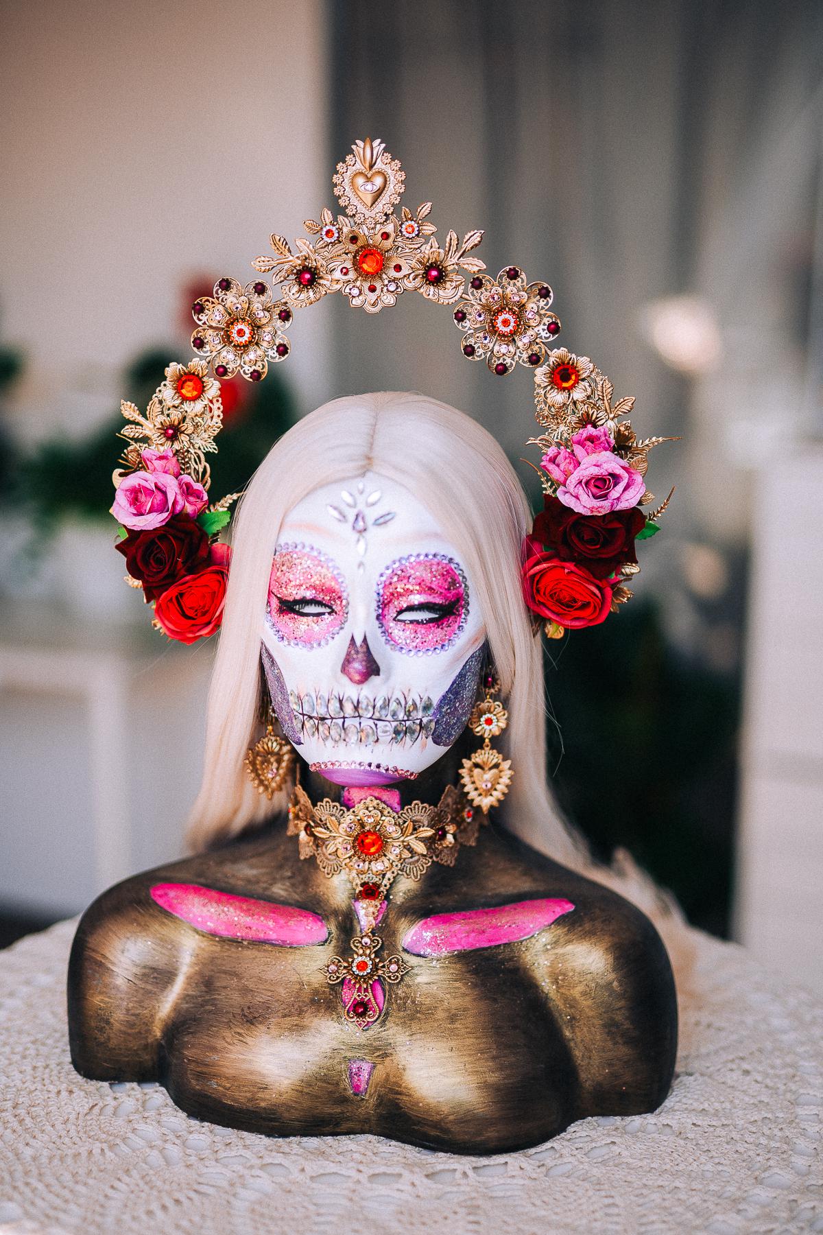 La Catrina Halo Crown, Día de los Muertos Headpiece, Antique Gold Sacred Heart Crown, Red Crystal Floral Halo