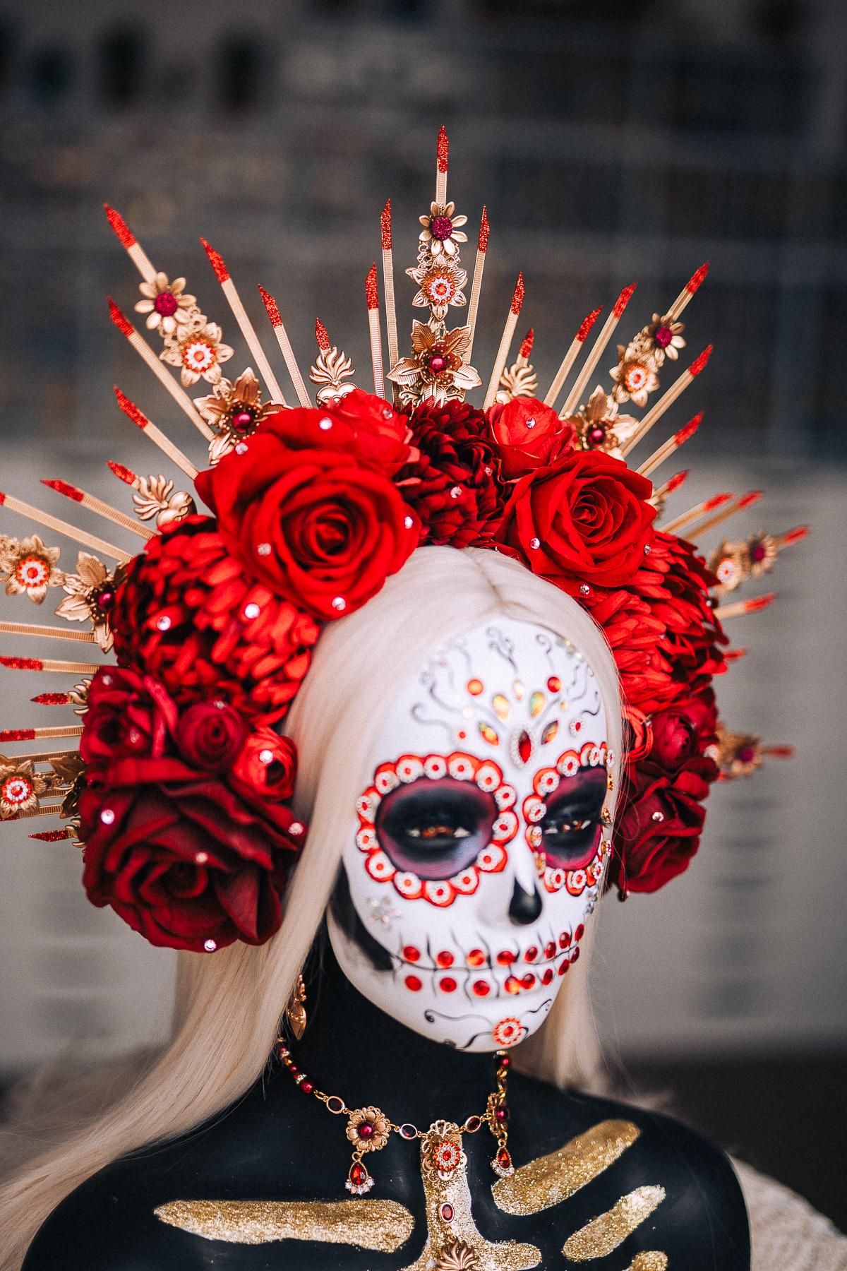 La Catrina Red Rose Crown, Día de los Muertos Headpiece, Antique Gold Floral Crown, Sacred Heart Catrina Headdress