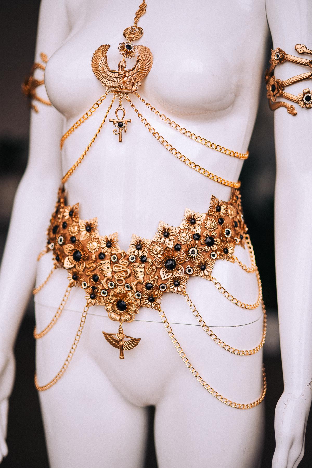 Cleopatra Finger Claws Hand Jewelry, Egyptian Hand Chain, Gold Finger Armor, Egyptian Queen Costume, Pharaoh Goddess Accessories