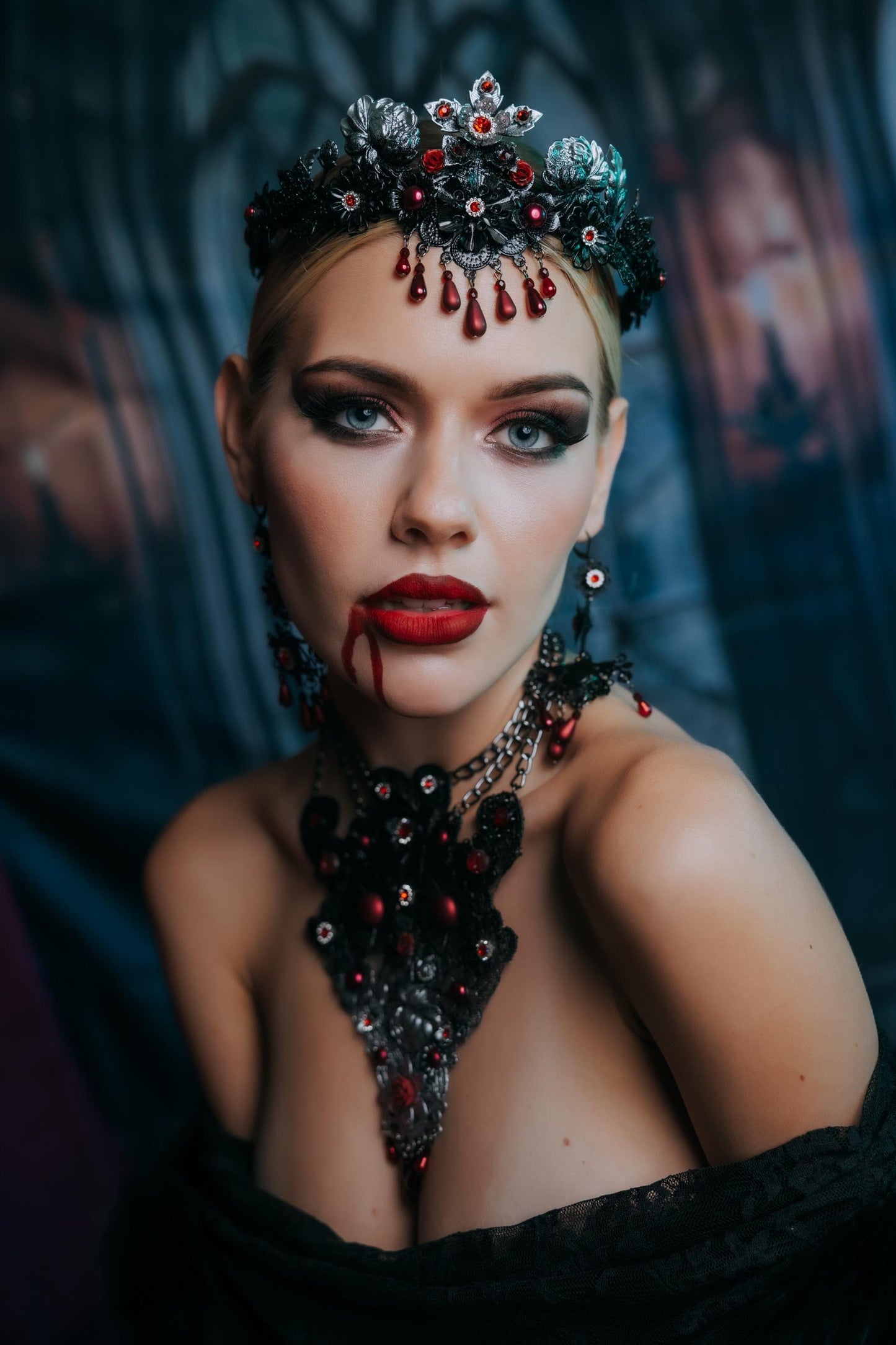 Vampire Earrings, Gothic Red and Black Earrings, Vampire Queen Jewelry, Halloween Costume Accessories