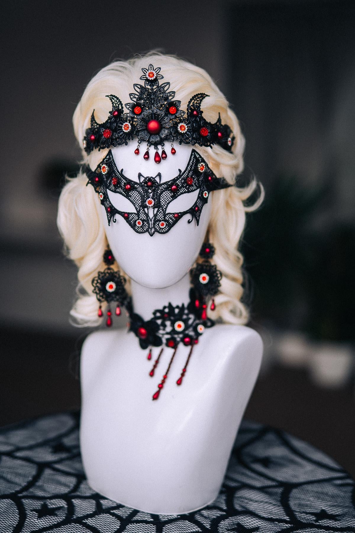 Vampire Earrings, Gothic Black and Red Earrings, Vampire Queen Jewelry, Halloween Costume Accessories