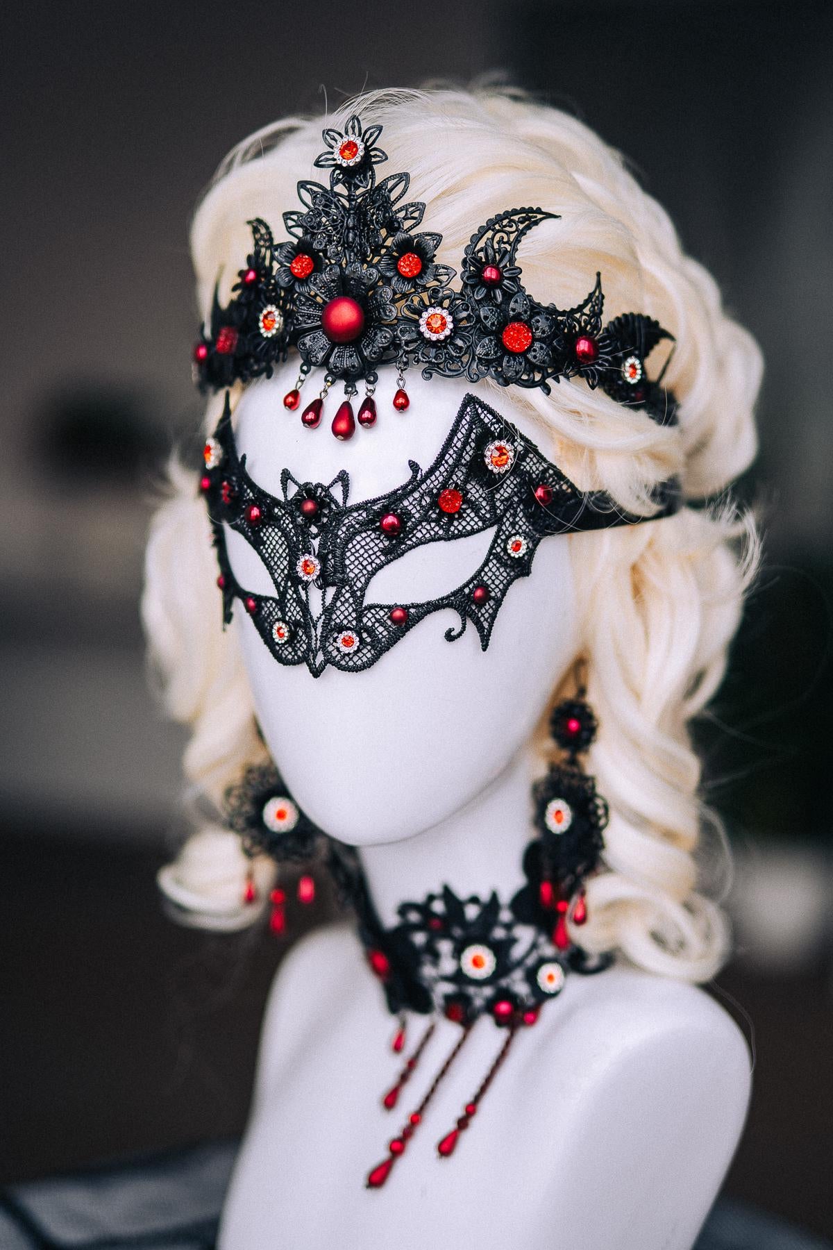 Vampire Earrings, Gothic Black and Red Earrings, Vampire Queen Jewelry, Halloween Costume Accessories
