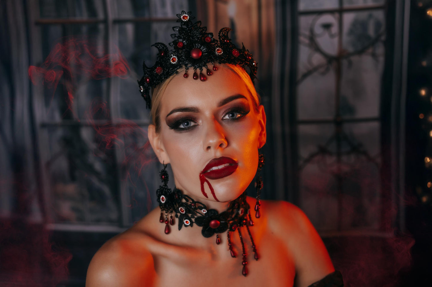Vampire Choker Necklace, Gothic Black and Red Necklace, Vampire Queen Jewelry, Halloween Costume Accessory