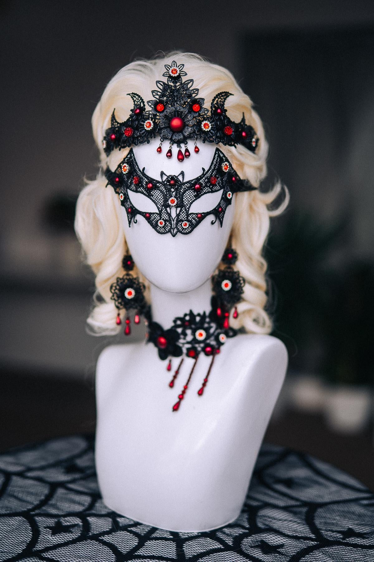 Vampire Masquerade Mask, Gothic Black Lace Mask, Vampire Queen Mask, Halloween Costume Accessory