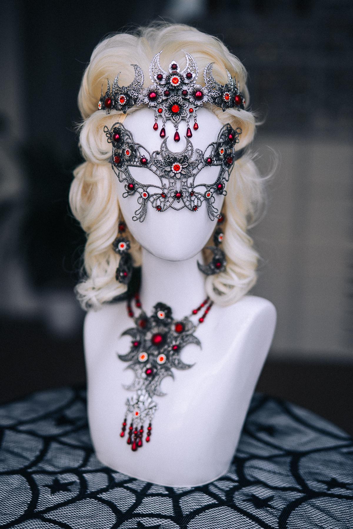 Vampire Queen Crown, Gothic Crescent Moon Crown, Red and Silver Headpiece, Halloween Vampire Costume
