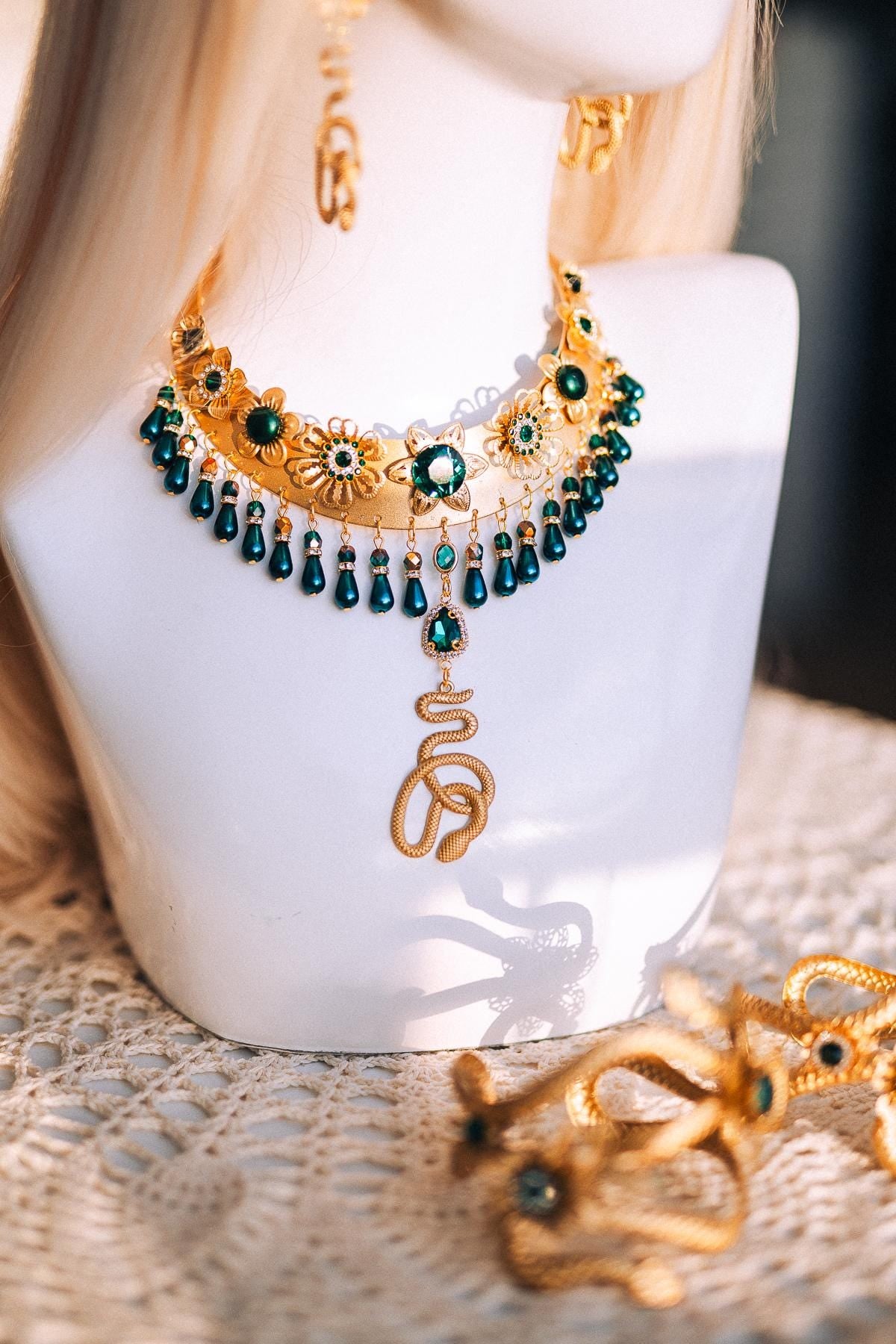 Medusa Snake Earrings, Serpent Earrings, Greek Goddess Jewelry, Medusa Costume Accessories, Gold Snake Earrings, Emerald Jewelry