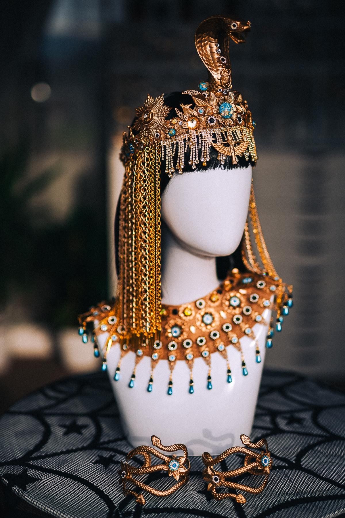 Cleopatra Necklace, Egyptian Collar Jewelry, Gold Pharaoh Statement Necklace, Turquoise Egyptian Goddess Costume, Cleopatra Accessories