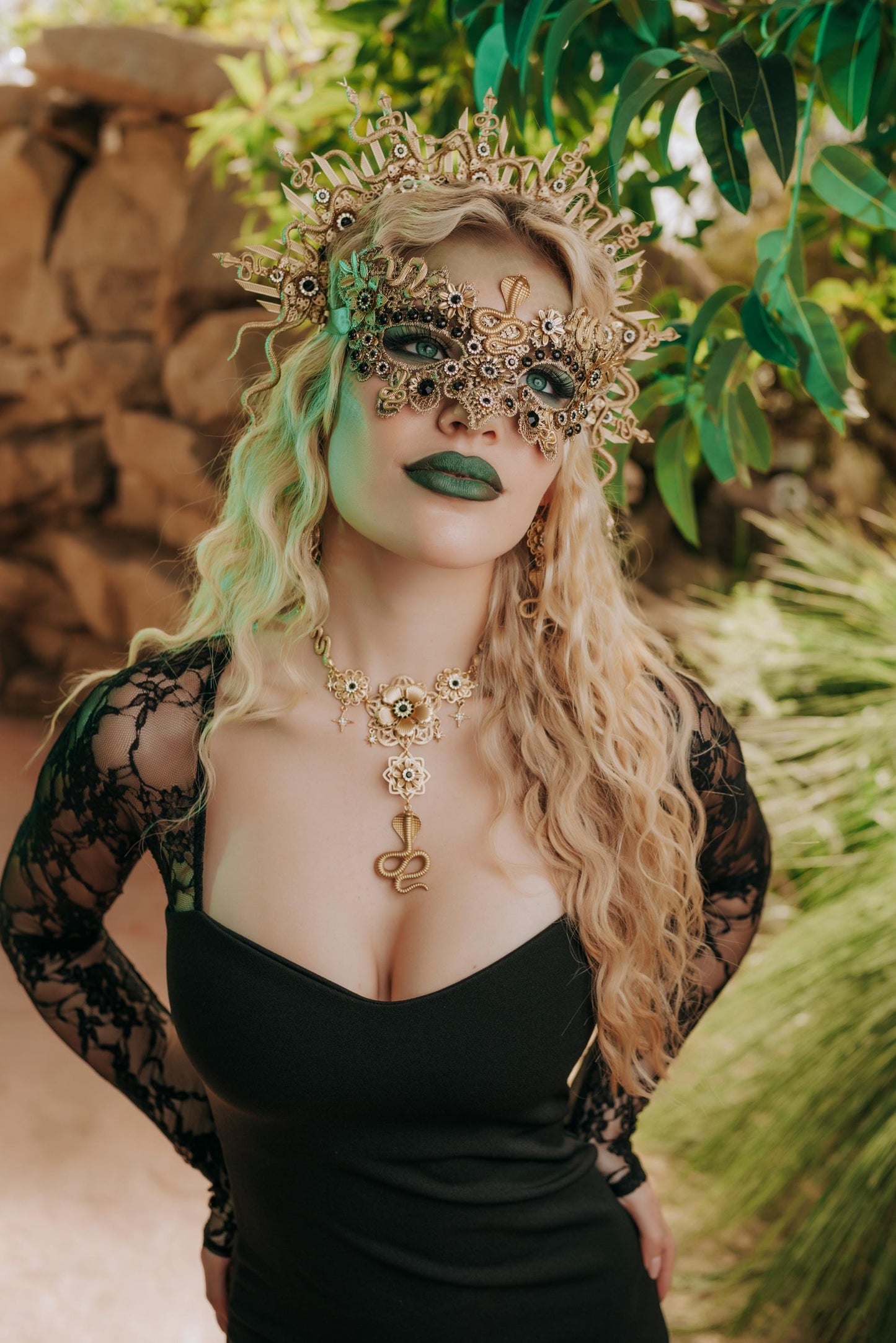 Medusa Mask, Gold Snake Masquerade Mask, Greek Goddess Costume, Serpent Face Mask, Mythology Fantasy Masquerade Accessories