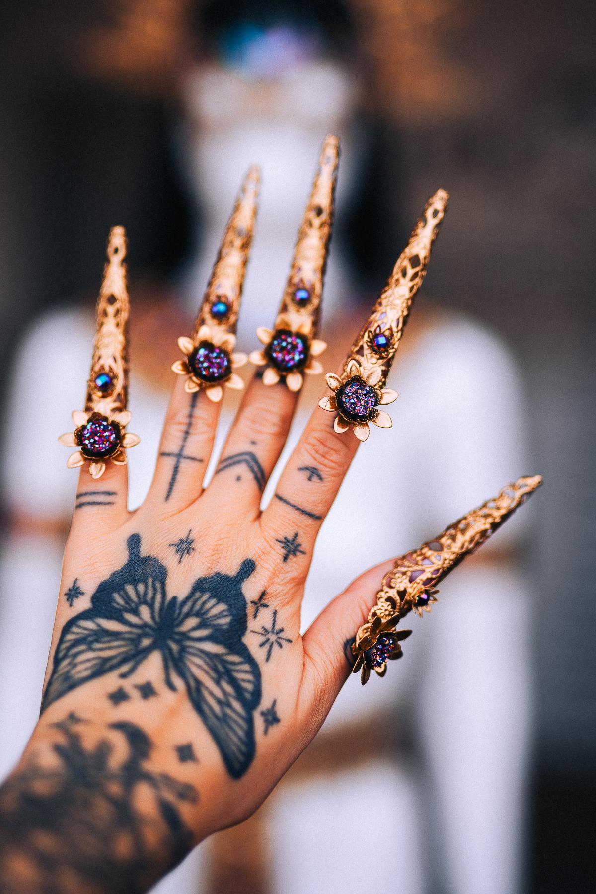 Cleopatra Egyptian Crown, Gold Pharaoh Headpiece, Egyptian Goddess Crown, Royal Cleopatra Headdress, Egyptian Queen Costume