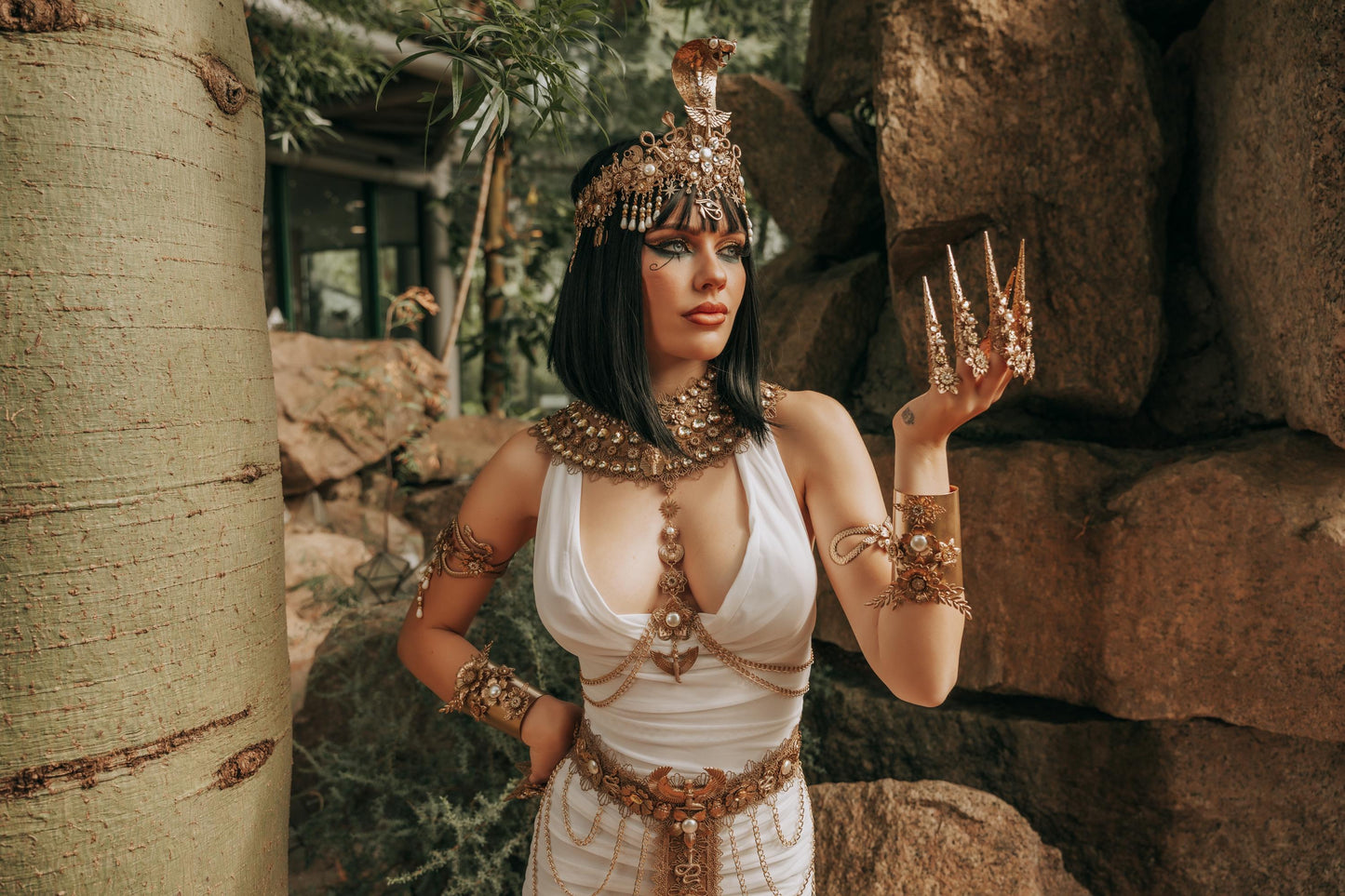 Cleopatra Masquerade Mask, Egyptian Gold Mask, Pharaoh Goddess Mask, Egyptian Queen Costume, Luxury Egyptian Face Jewelry