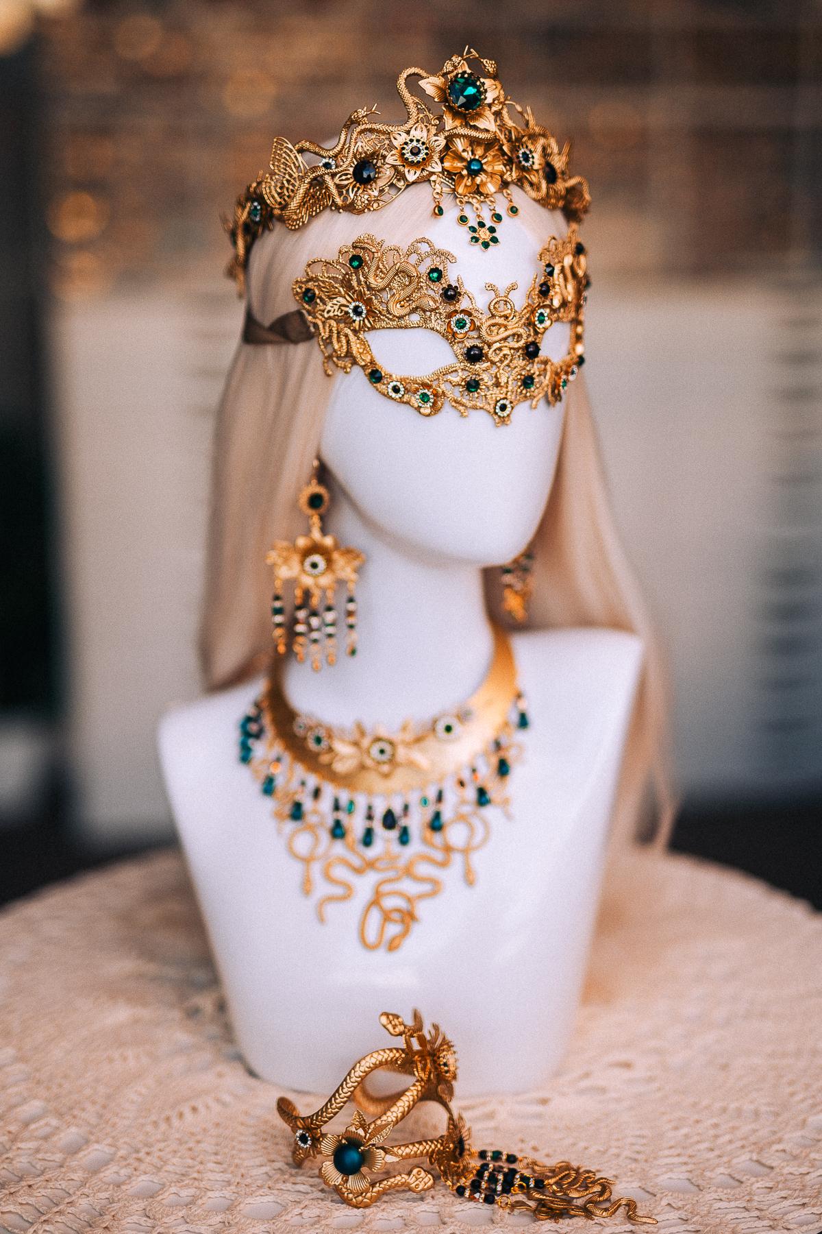Medusa Necklace, Gold Snake Necklace, Greek Goddess Jewelry, Emerald Serpent Necklace, Medusa Costume Jewelry