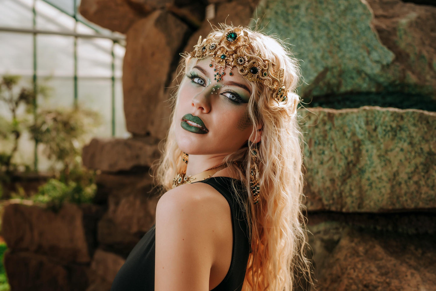 Medusa Tiara, Gold Snake Crown, Emerald Goddess Headpiece, Greek Goddess Crown, Medusa Costume Headpiece
