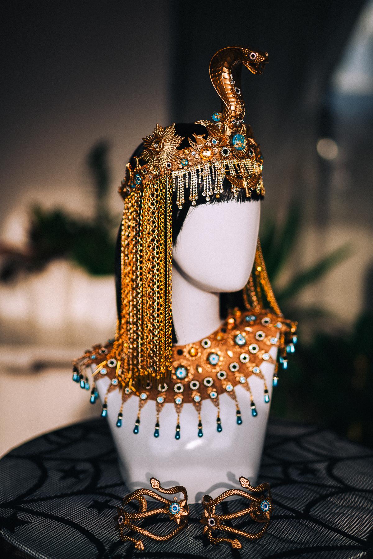 Cleopatra Necklace, Egyptian Collar Jewelry, Gold Pharaoh Statement Necklace, Turquoise Egyptian Goddess Costume, Cleopatra Accessories