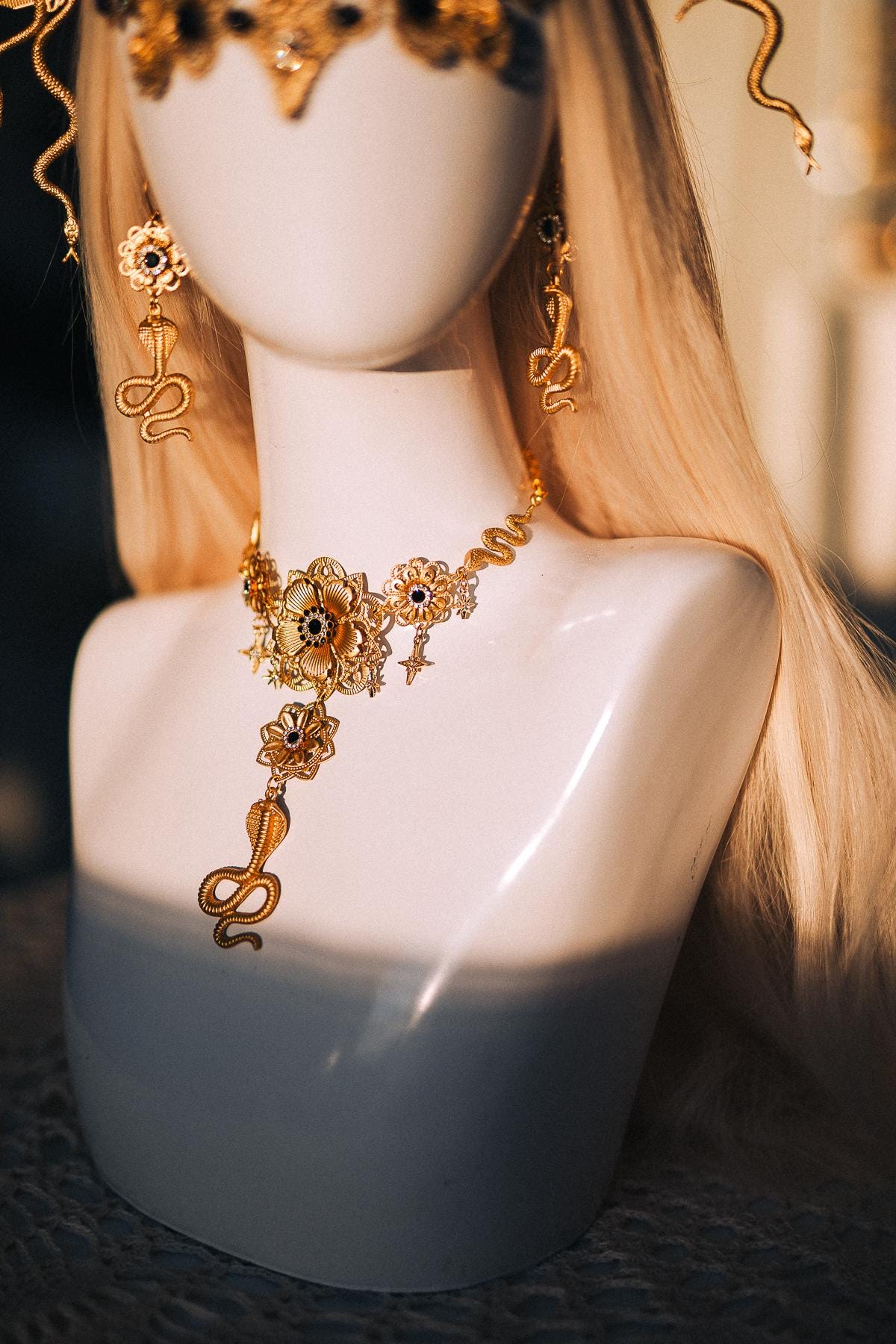 Medusa Mask, Gold Snake Masquerade Mask, Greek Goddess Costume, Serpent Face Mask, Mythology Fantasy Masquerade Accessories