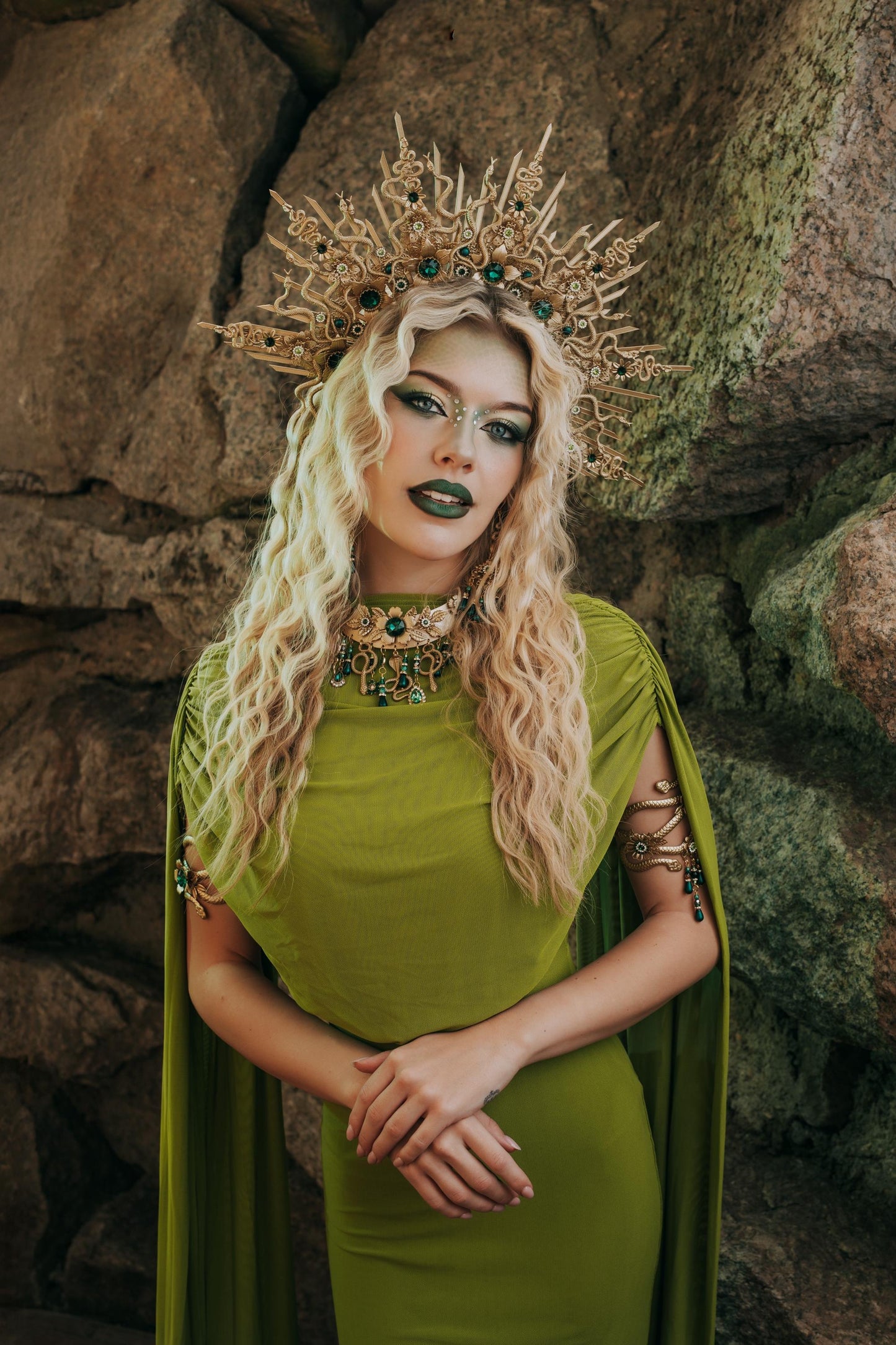 Medusa Snake Necklace, Gold Serpent Collar with Emerald Crystals, Greek Goddess Statement Jewelry, Medusa Costume Necklace