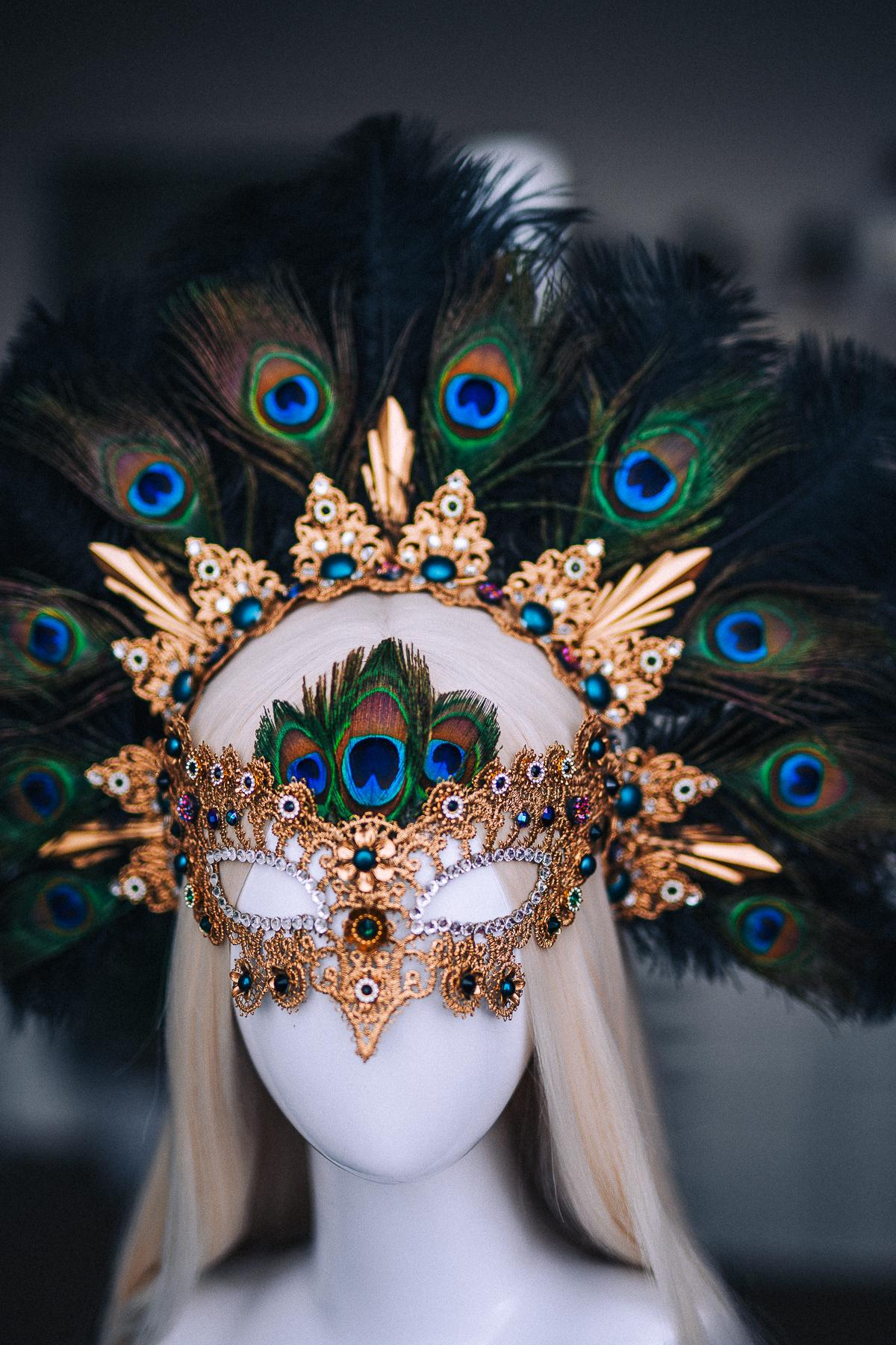 Peacock Masquerade Mask, Gold Venetian Mask, Peacock Feather Mask, Baroque Carnival Mask, Fantasy Goddess Costume, Green Gold Mask