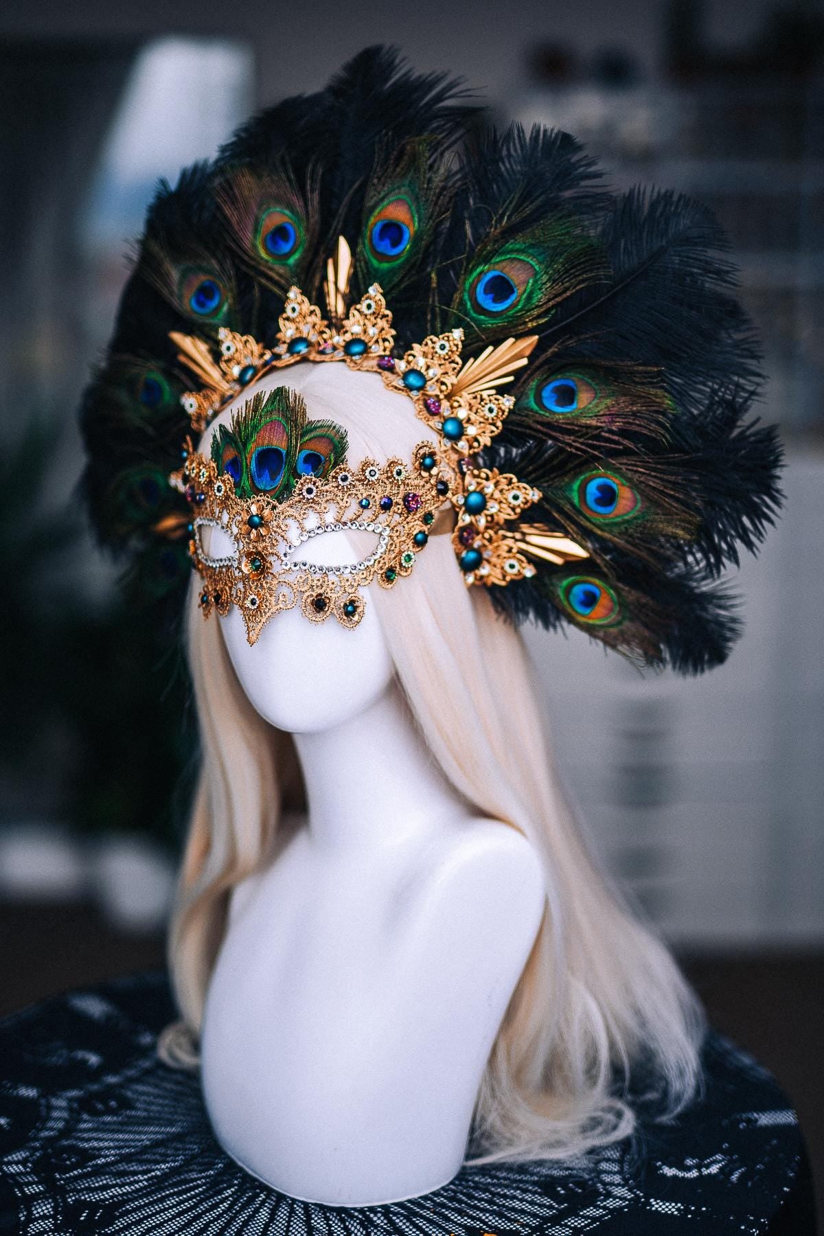 Peacock Masquerade Mask, Gold Venetian Mask, Peacock Feather Mask, Baroque Carnival Mask, Fantasy Goddess Costume, Green Gold Mask