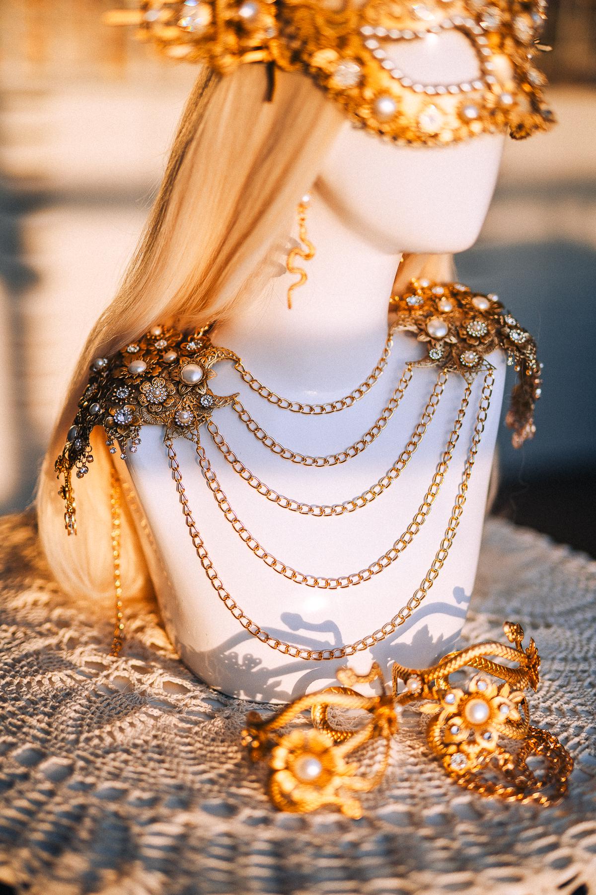 Medusa Crown, Gold Snake Halo Crown, Greek Goddess Headpiece, Medusa Costume Crown, Mythology Headpiece