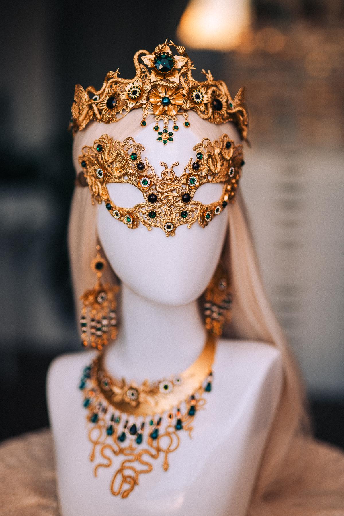 Medusa Necklace, Gold Snake Necklace, Greek Goddess Jewelry, Emerald Serpent Necklace, Medusa Costume Jewelry