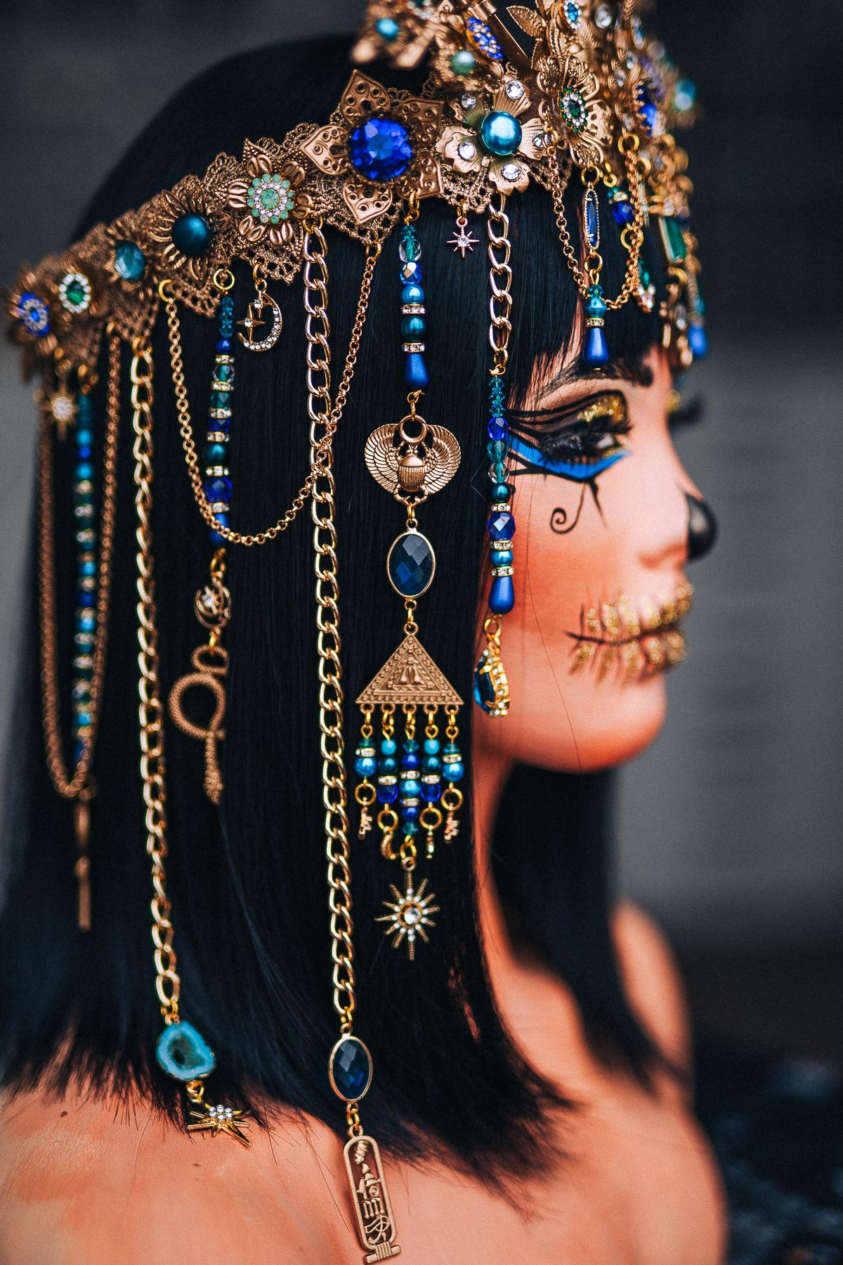 Cleopatra Cobra Crown, Egyptian Halo Crown, Gold Pharaoh Headpiece, Blue Green Goddess Headdress, Egyptian Queen Costume Crown