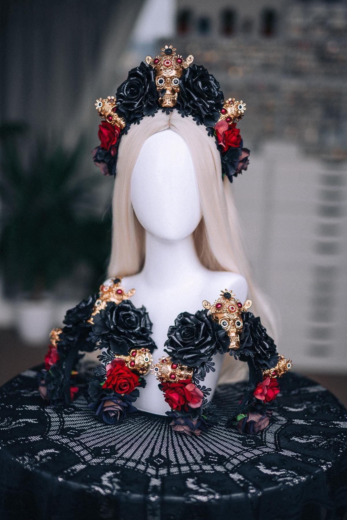La Catrina Crown, Pink Black Rose Crown, Dia de los Muertos Headpiece, Gold Skull Flower Crown, Catrina Headpiece