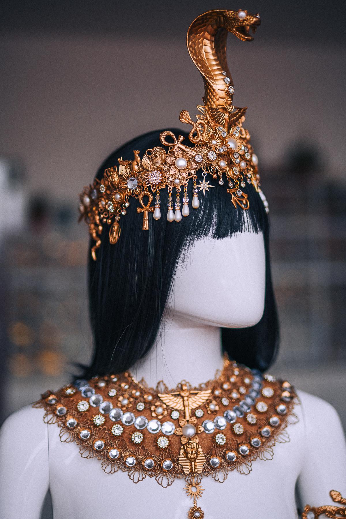 Cleopatra Belt, Gold Egyptian Waist Belt, White Pearl Pharaoh Jewelry, Egyptian Goddess Costume, Gold Chain Waist Jewelry