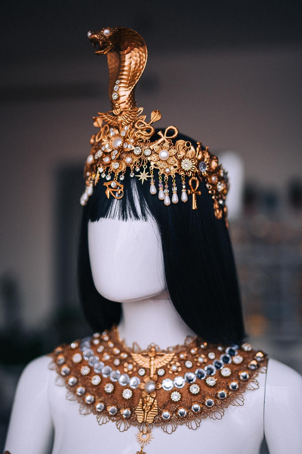 Cleopatra Belt, Gold Egyptian Waist Belt, White Pearl Pharaoh Jewelry, Egyptian Goddess Costume, Gold Chain Waist Jewelry