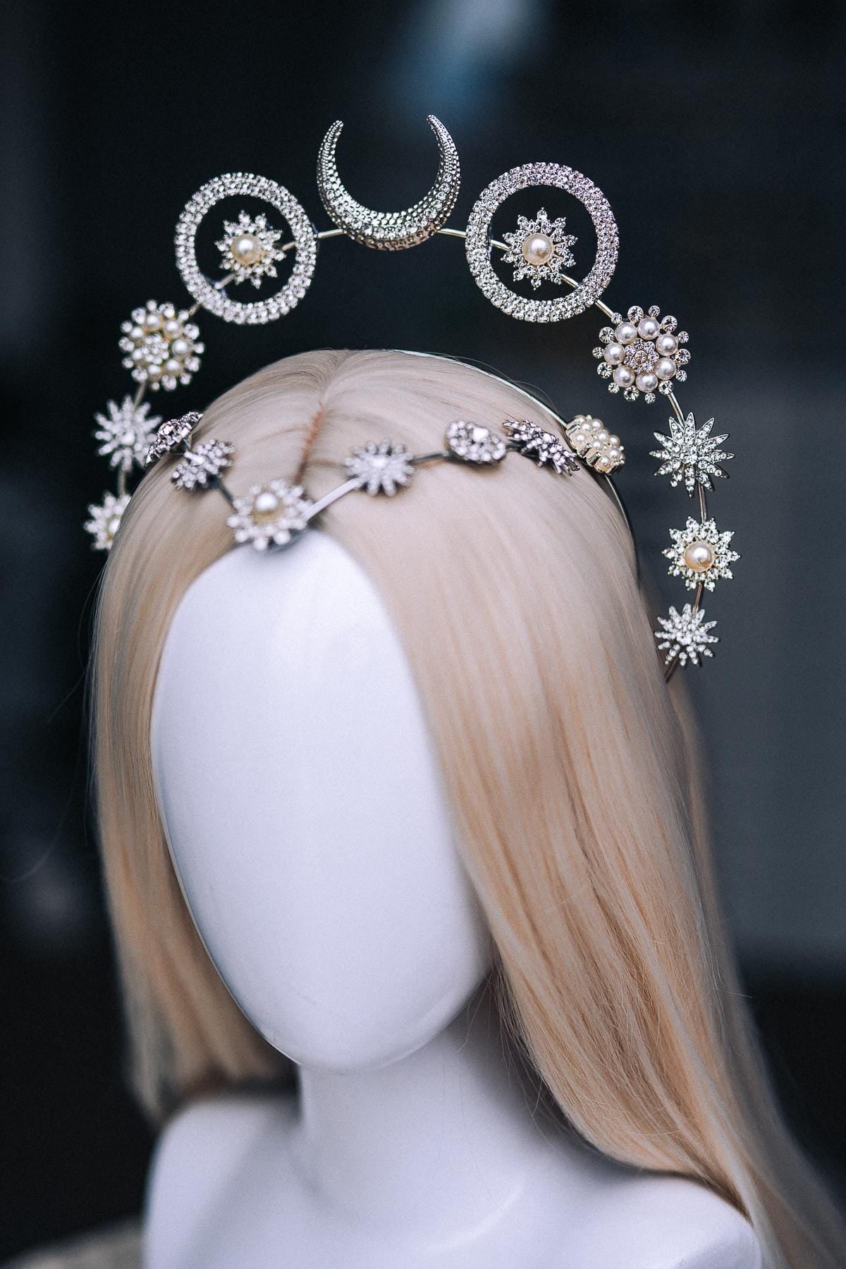 Silver Moon Halo Crown, Celestial Goddess Headpiece, Crystal Star Crown, Pearl Lunar Tiara, Celestial Wedding Headpiece