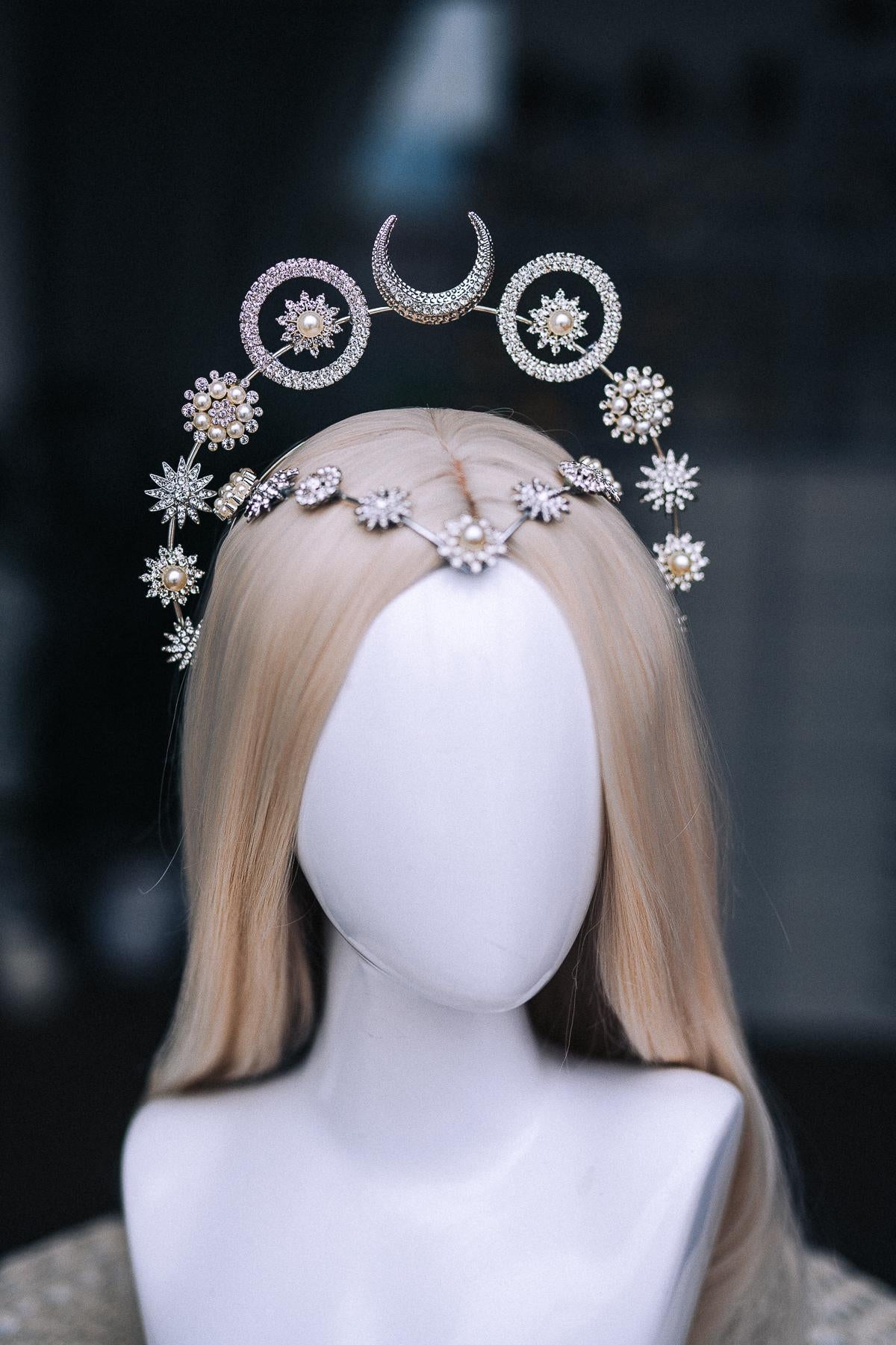 Silver Moon Halo Crown, Celestial Goddess Headpiece, Crystal Star Crown, Pearl Lunar Tiara, Celestial Wedding Headpiece