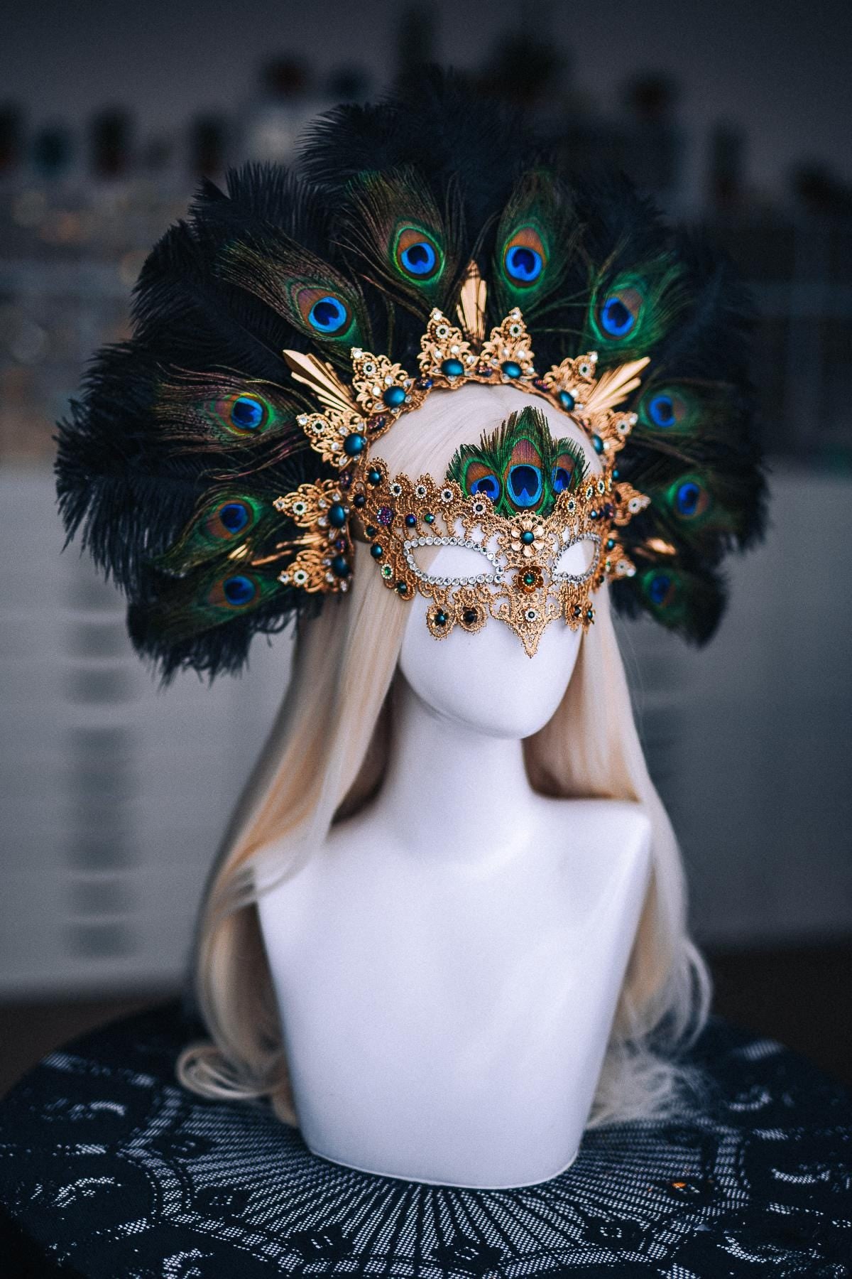Peacock Masquerade Mask, Gold Venetian Mask, Peacock Feather Mask, Baroque Carnival Mask, Fantasy Goddess Costume, Green Gold Mask