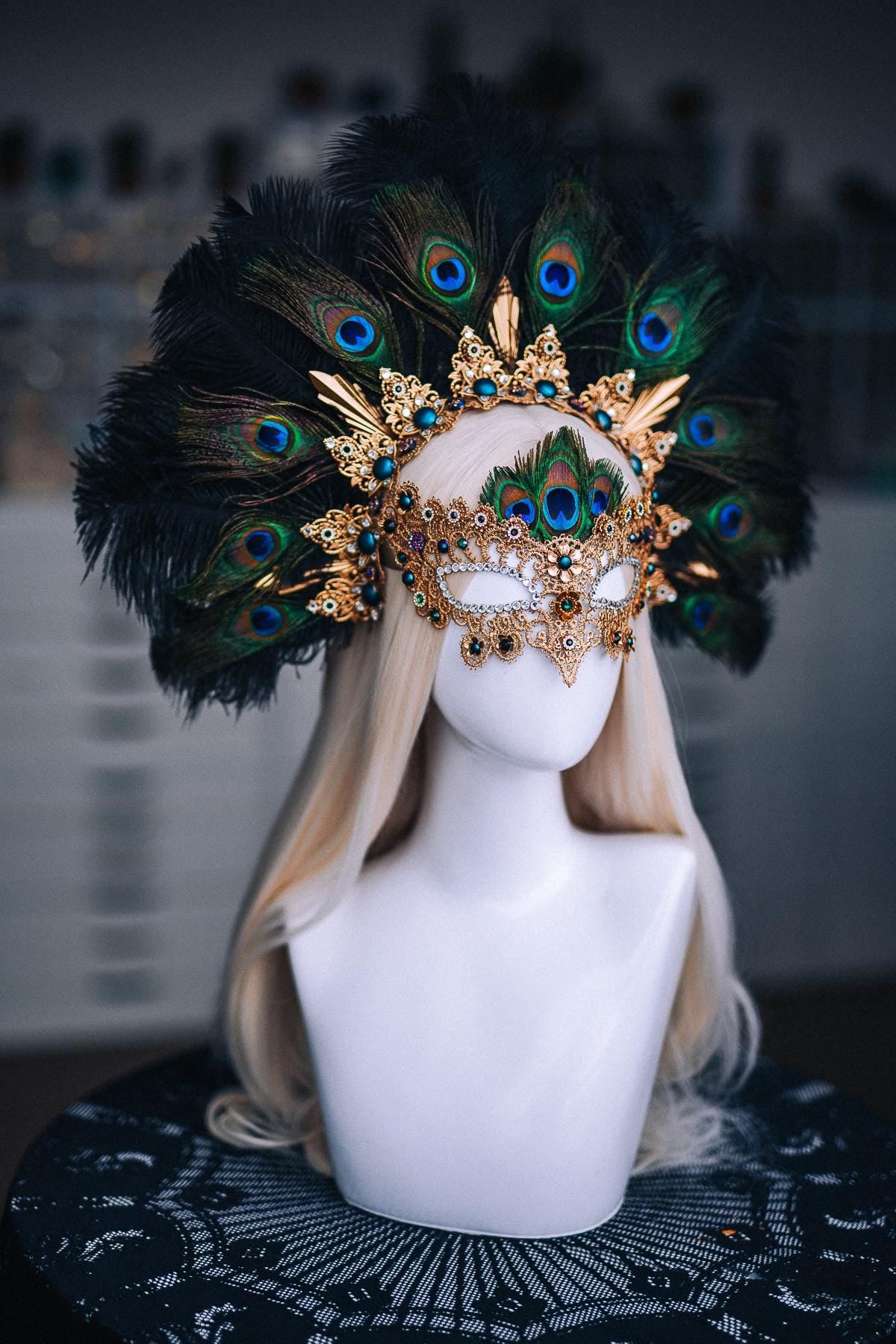 Peacock Masquerade Mask, Gold Venetian Mask, Peacock Feather Mask, Baroque Carnival Mask, Fantasy Goddess Costume, Green Gold Mask
