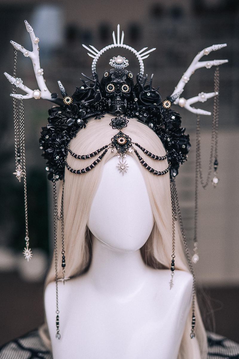 Black White Deer Antler Crown, Gothic Witch Skull Crown, Dark Fantasy Halo Headpiece, Halloween Crown, Witch Costume Headdress
