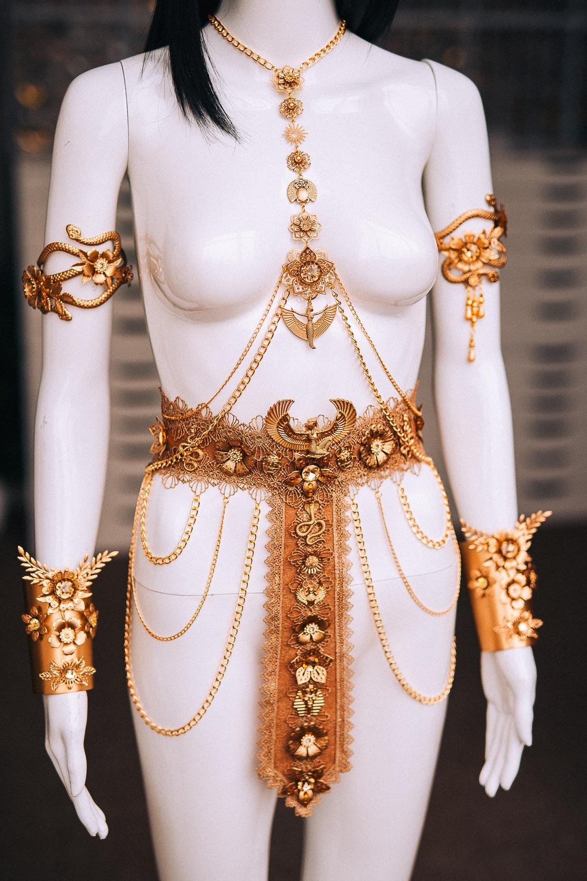 Cleopatra Pectoral Necklace, Gold Egyptian Collar, Pharaoh Statement Jewelry, Egyptian Queen Costume, Gold Goddess Necklace