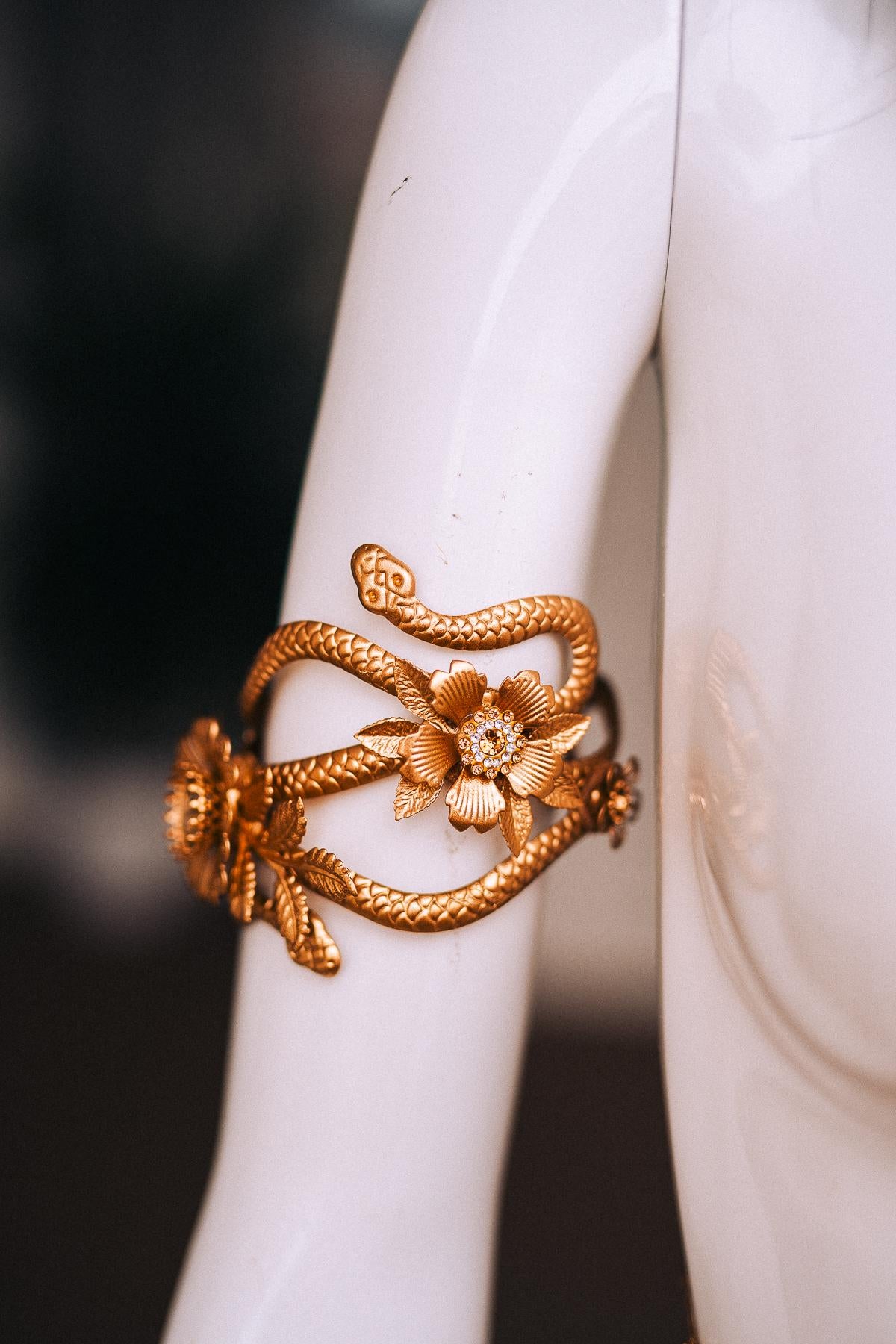 Cleopatra Earrings, Gold Egyptian Statement Earrings, Pharaoh Jewelry, Egyptian Queen Costume Accessories, Gold Goddess Earrings