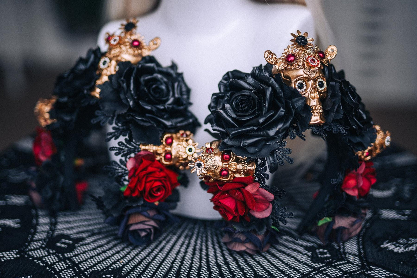 La Catrina Crown, Pink Black Rose Crown, Dia de los Muertos Headpiece, Gold Skull Flower Crown, Catrina Headpiece