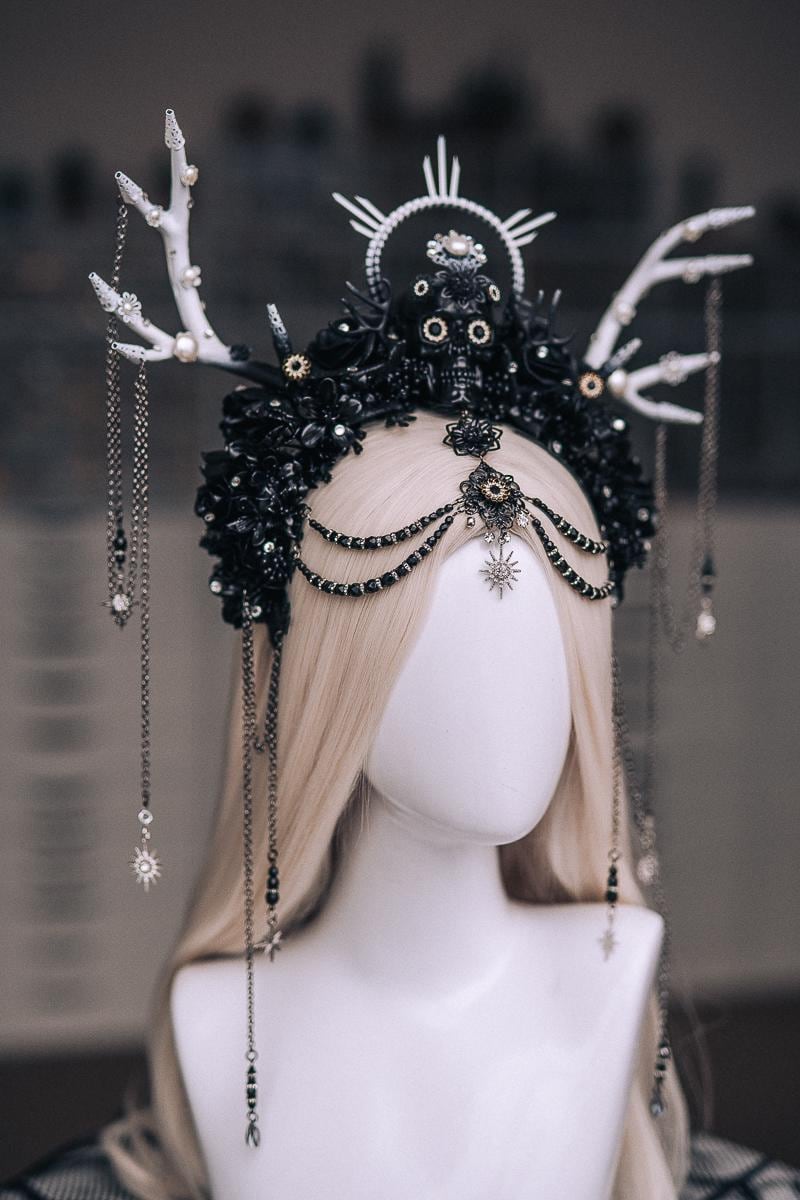 Black White Deer Antler Crown, Gothic Witch Skull Crown, Dark Fantasy Halo Headpiece, Halloween Crown, Witch Costume Headdress